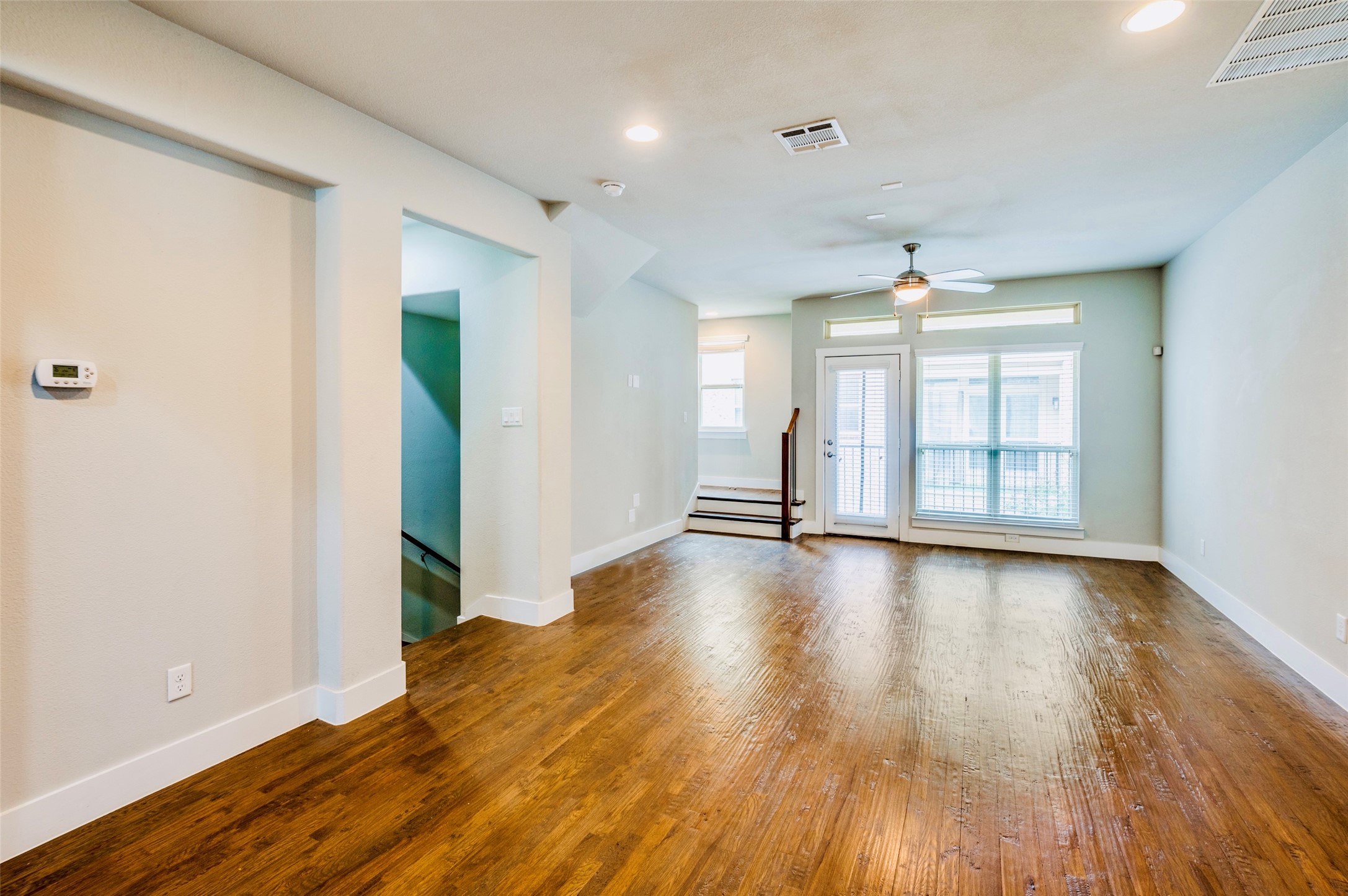 1307 Palm Springs Lane , Dallas, TX, 75204 | 20626048 | Realty Texas LLC