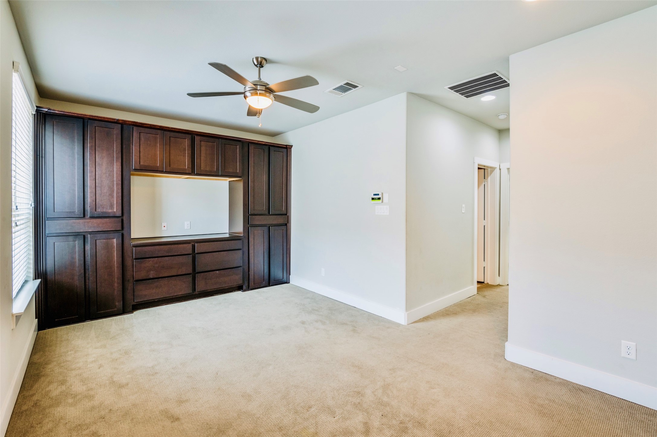 1307 Palm Springs Lane , Dallas, TX, 75204 | 20626048 | Realty Texas LLC
