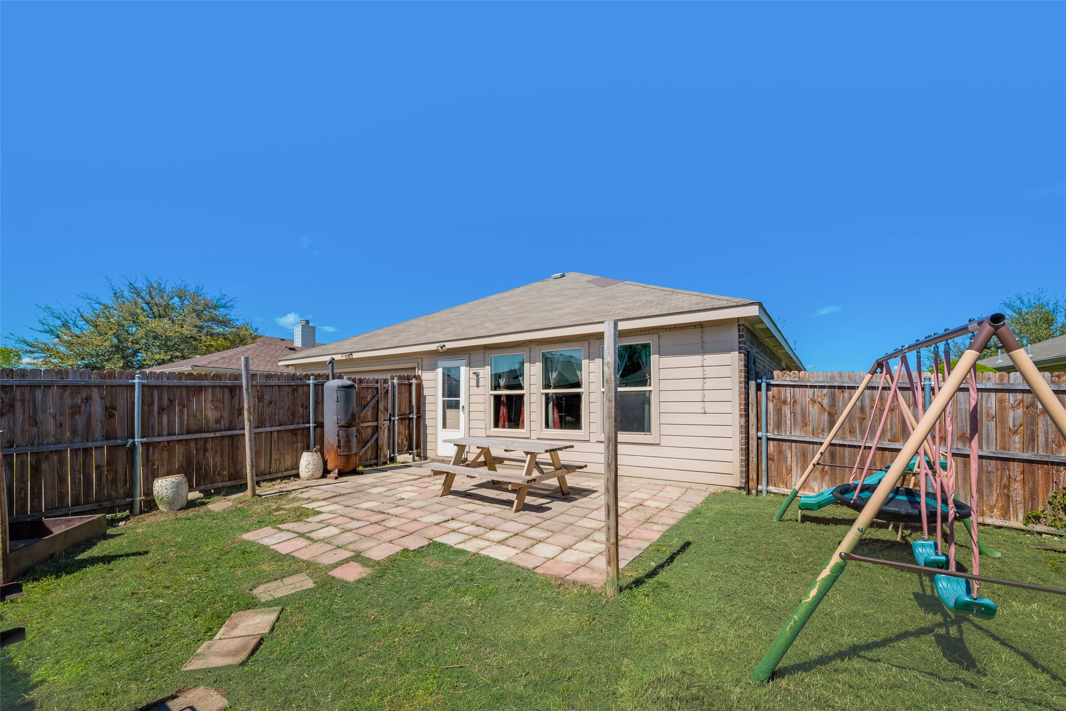 1450 Carsen Way , Lancaster, TX, 75146 | 20625070 | Realty Texas LLC