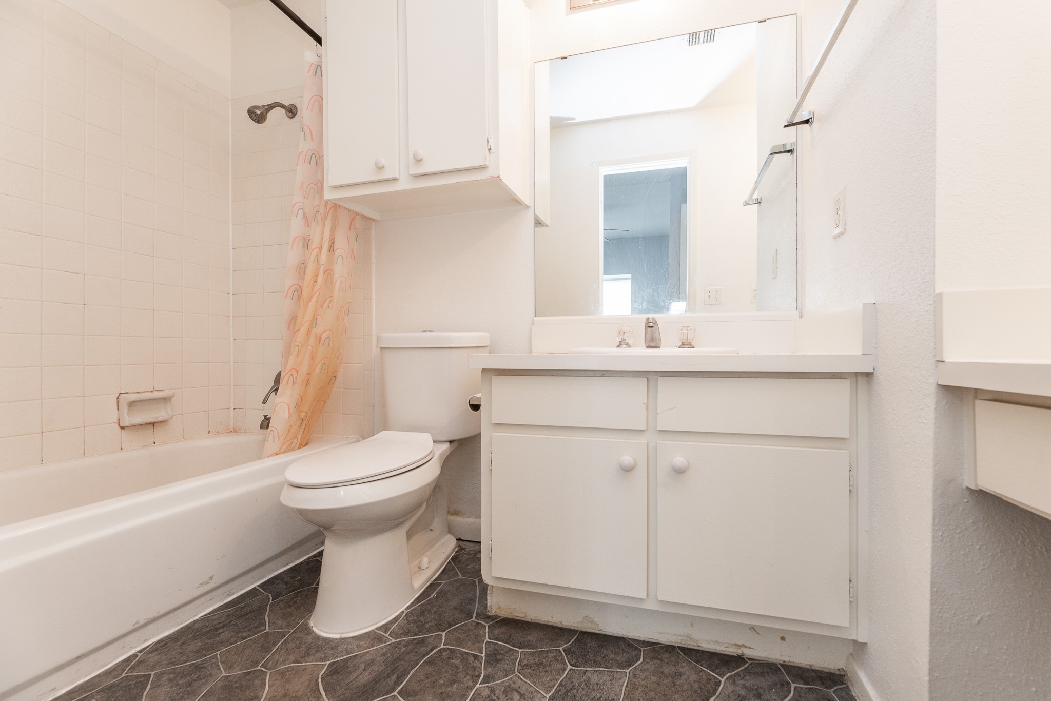 1915 Augusta Drive 6 , Houston, TX, 77057 | 3725219 | Realty Texas LLC