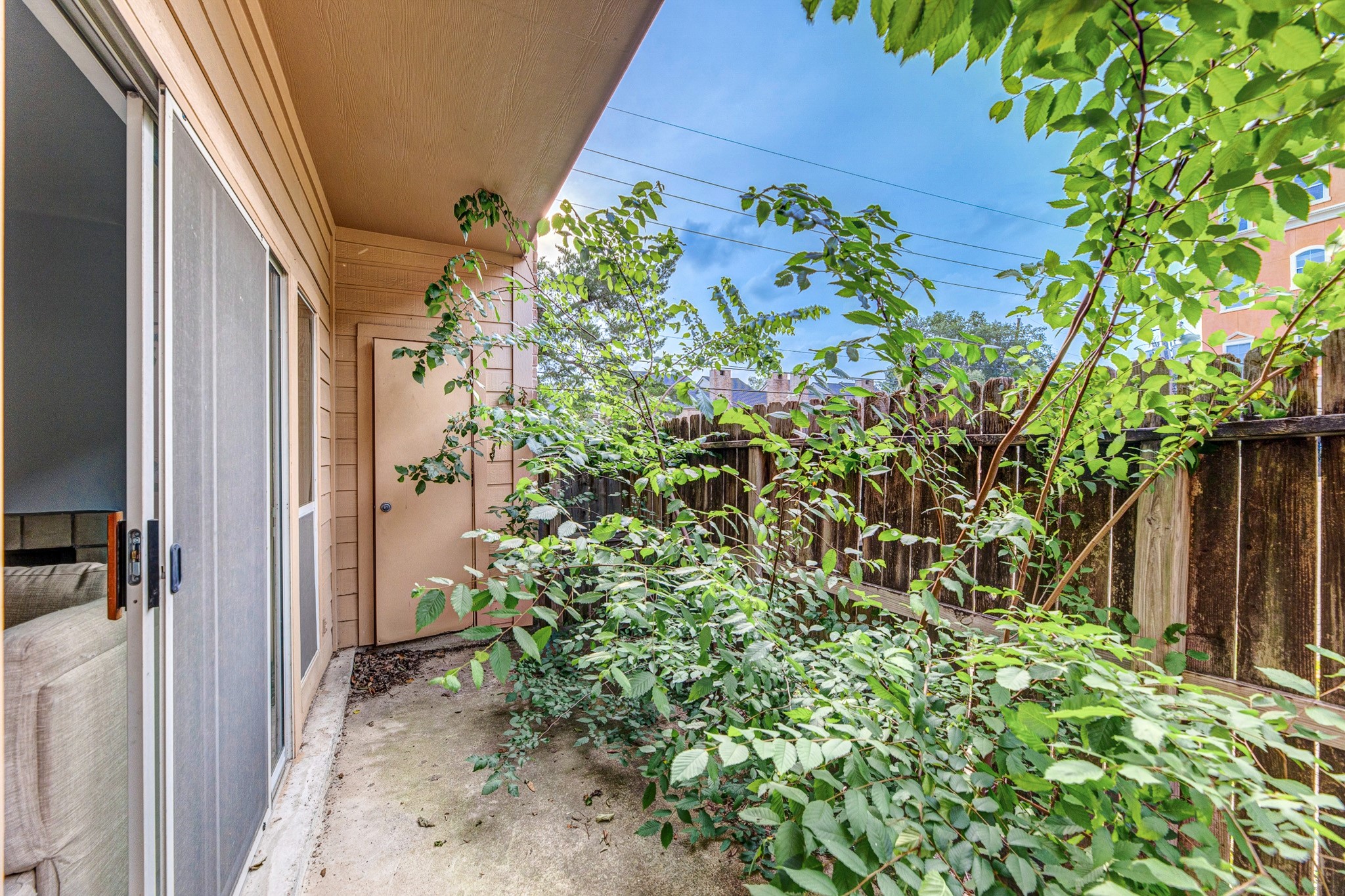 1915 Augusta Drive 6 , Houston, TX, 77057 | 3725219 | Realty Texas LLC