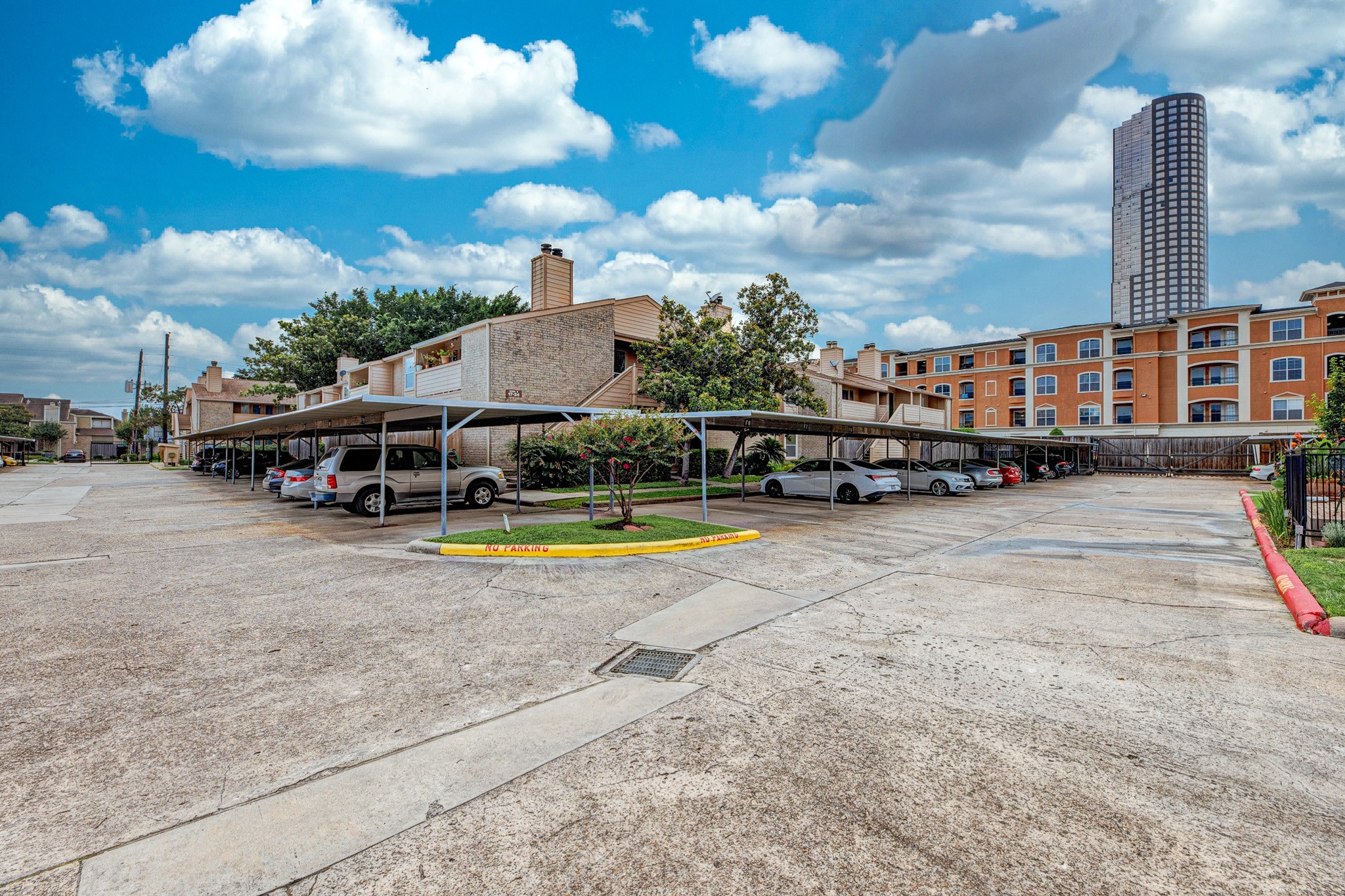 1915 Augusta Drive 6 , Houston, TX, 77057 | 3725219 | Realty Texas LLC