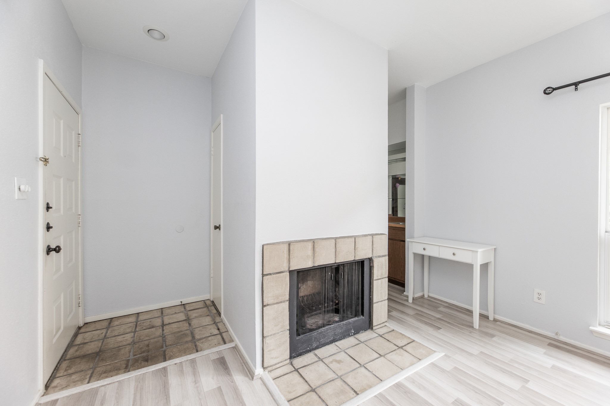 1915 Augusta Drive 6 , Houston, TX, 77057 | 3725219 | Realty Texas LLC