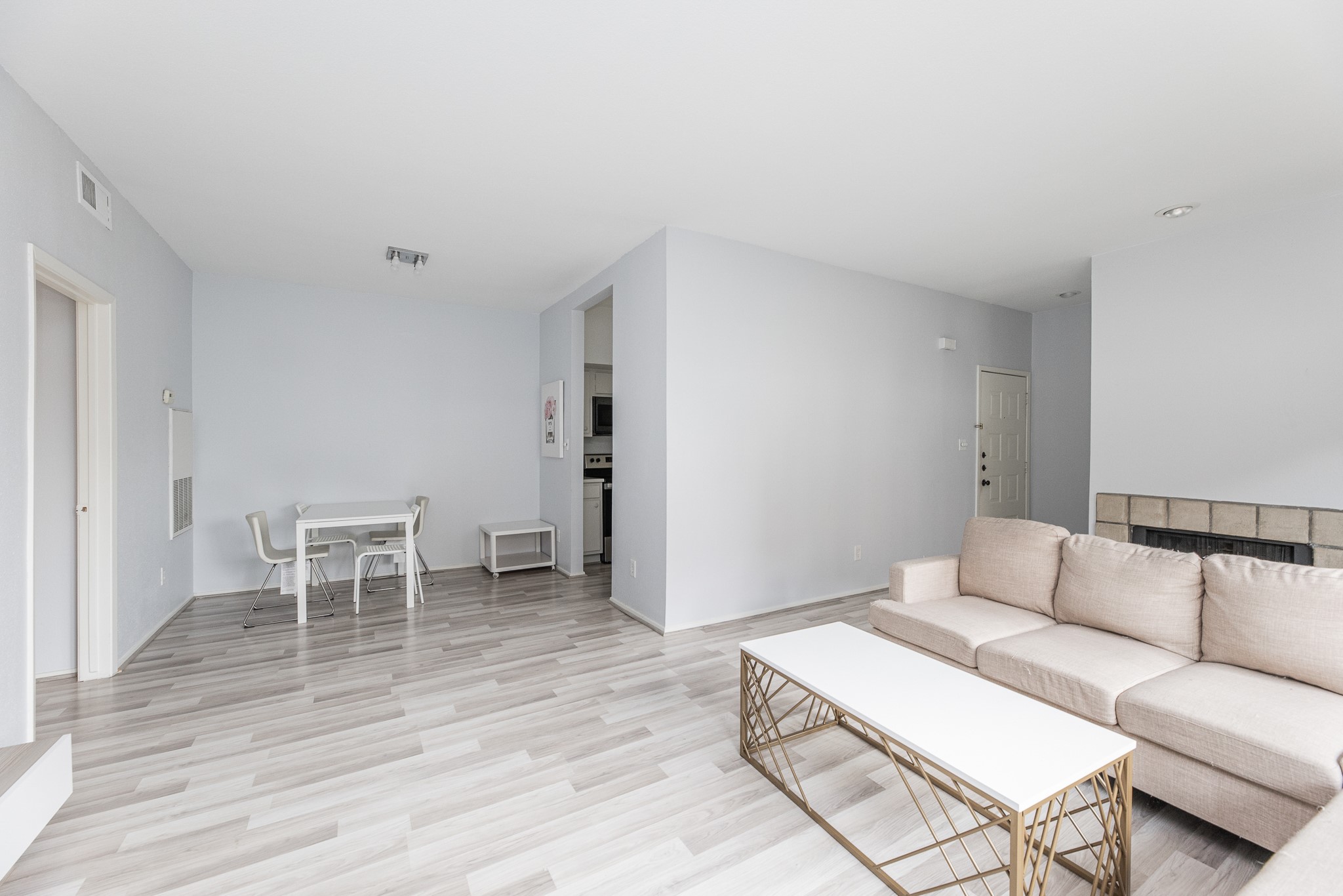 1915 Augusta Drive 6 , Houston, TX, 77057 | 3725219 | Realty Texas LLC