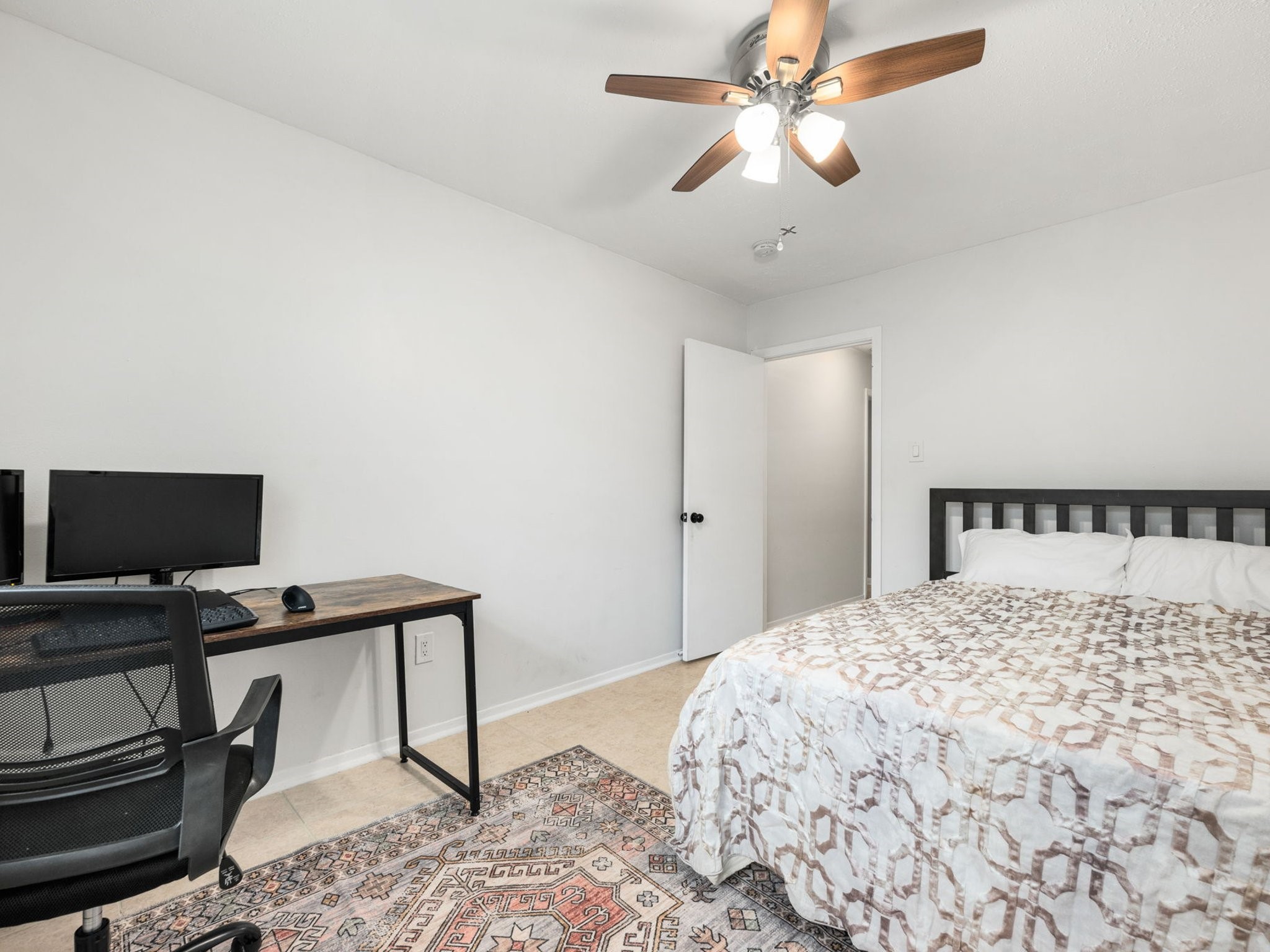 6006 Sanford Road , Houston, TX, 77096 | 43617100 | Realty Texas LLC