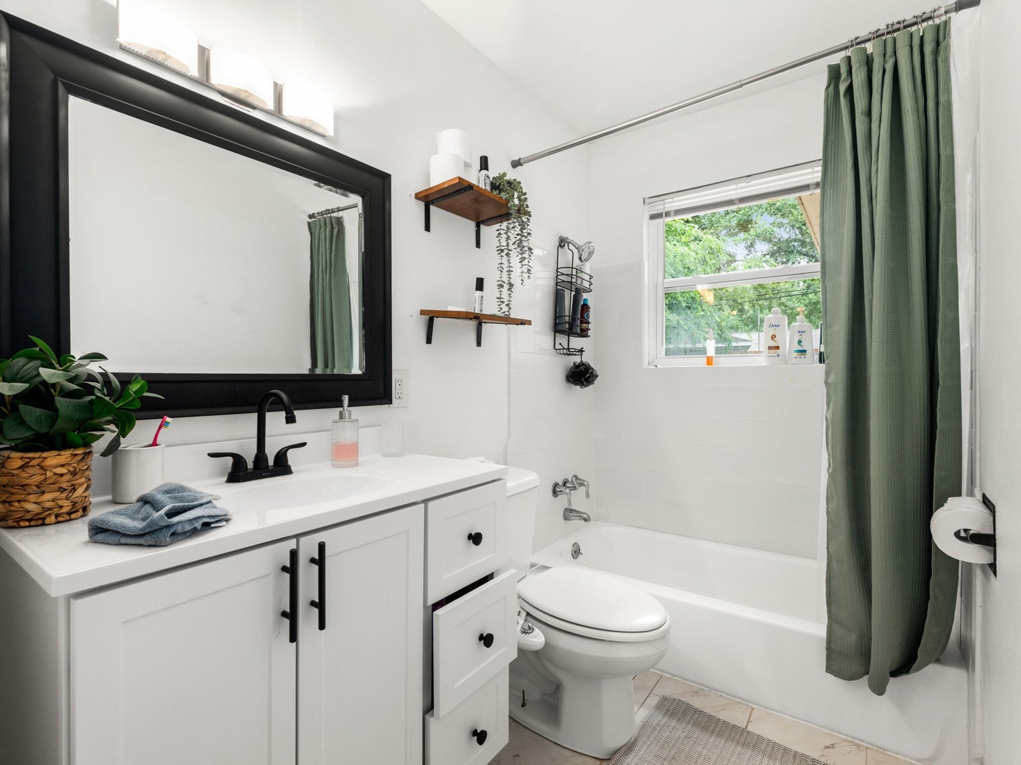 6006 Sanford Road , Houston, TX, 77096 | 43617100 | Realty Texas LLC