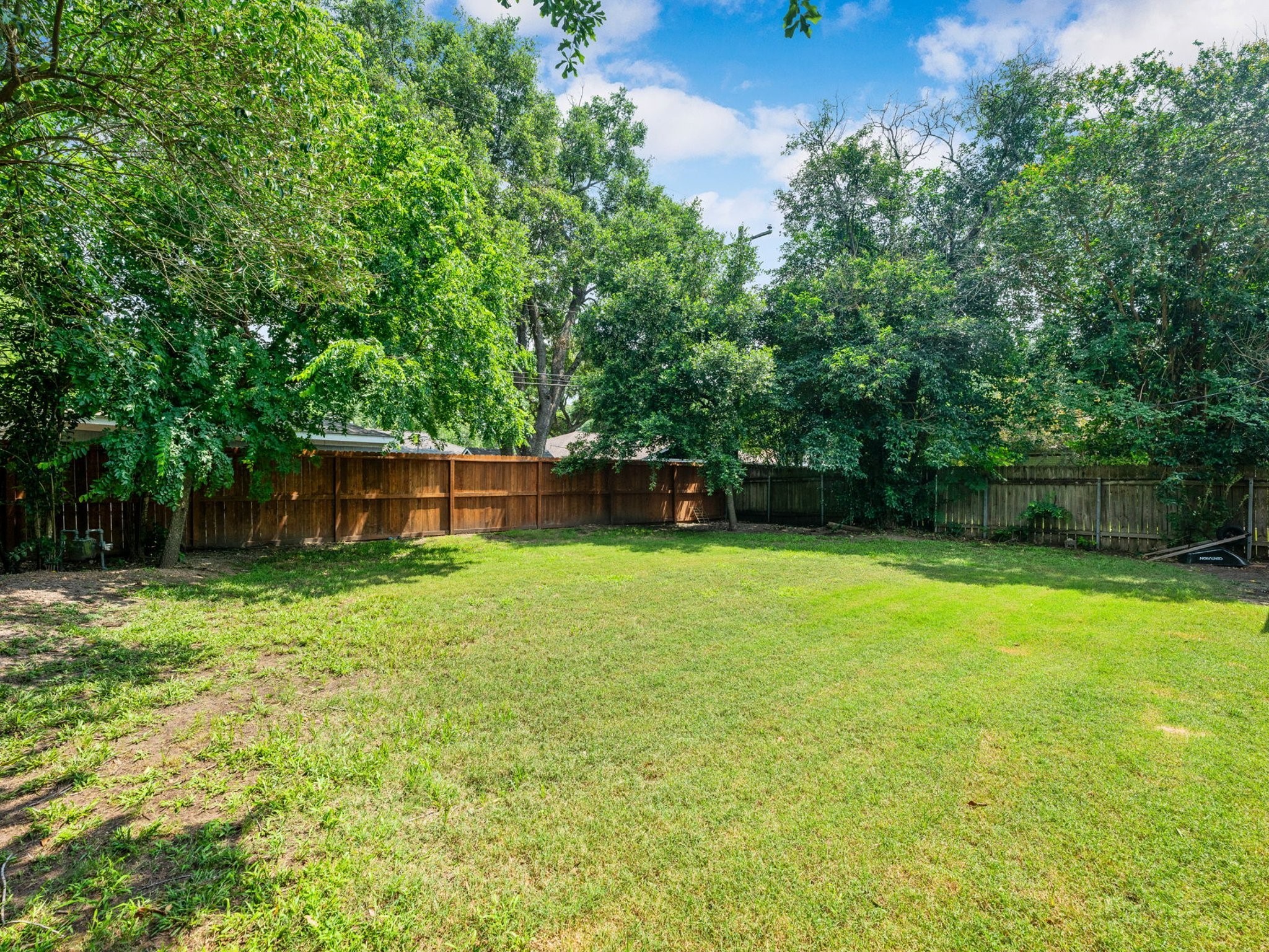 6006 Sanford Road , Houston, TX, 77096 | 43617100 | Realty Texas LLC