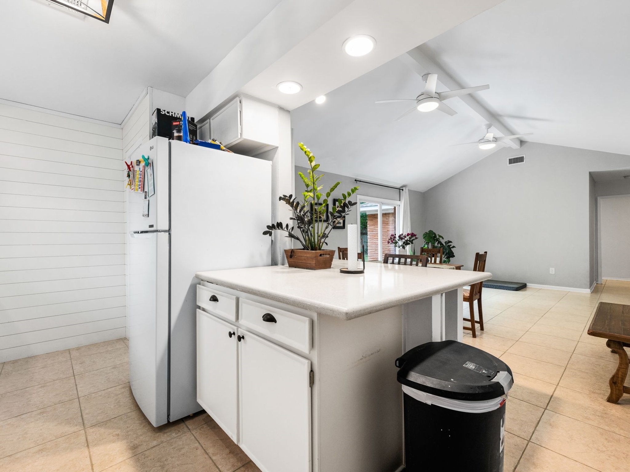 6006 Sanford Road , Houston, TX, 77096 | 43617100 | Realty Texas LLC