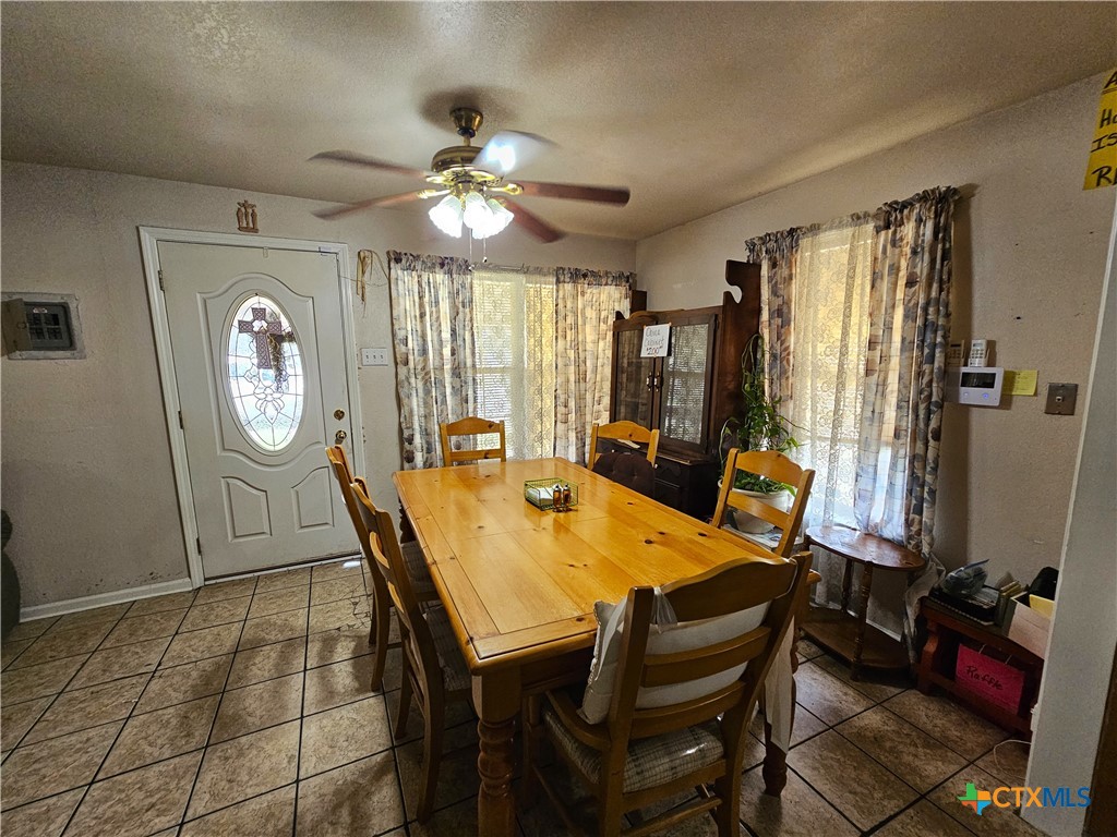 2717 Ceralvo Street, San Antonio, TX, 78237 | 545215 | Realty Texas LLC