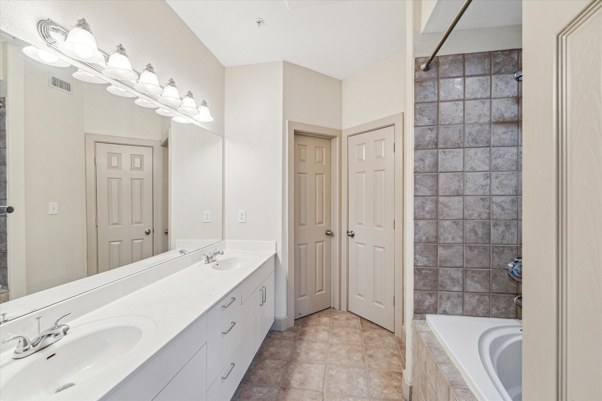 1618 Elgin Street 10 , Houston, TX, 77004 | 49787384 | Realty Texas LLC