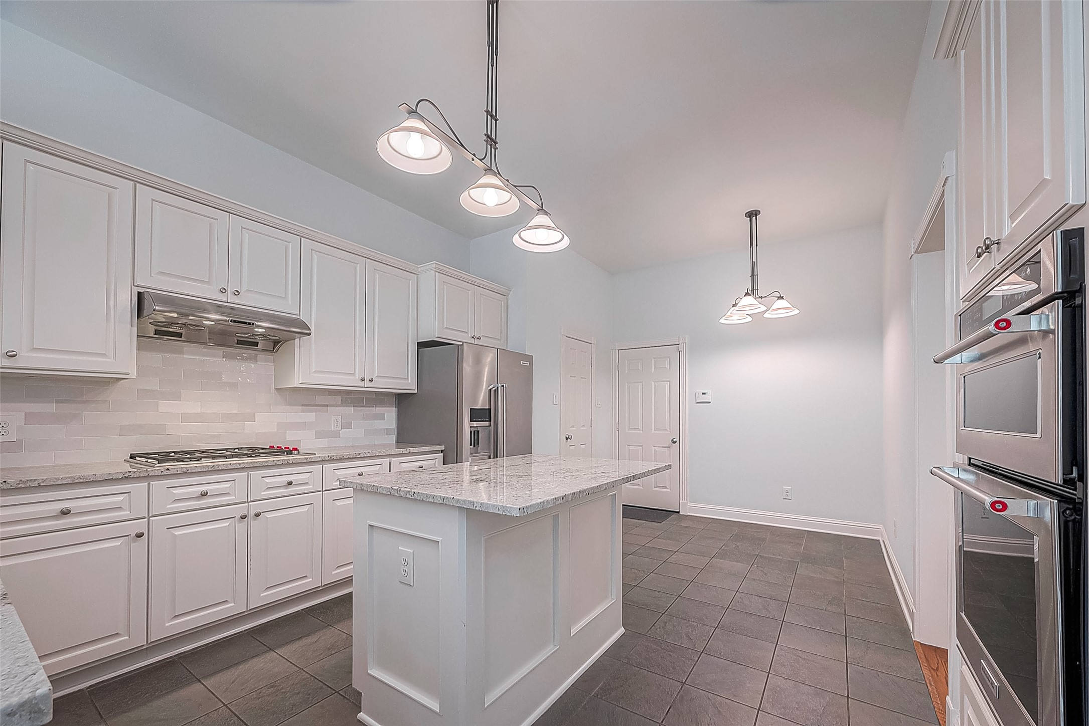 4720 Post Oak Timber Drive 28 , Houston, TX, 77056 | 82422770 | Realty Texas LLC