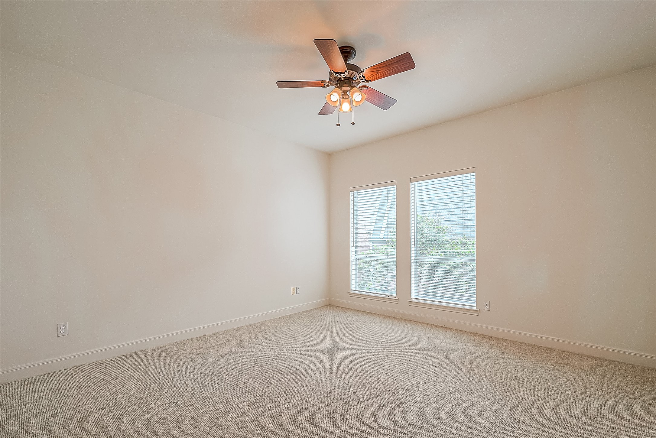 4720 Post Oak Timber Drive 28 , Houston, TX, 77056 | 82422770 | Realty Texas LLC