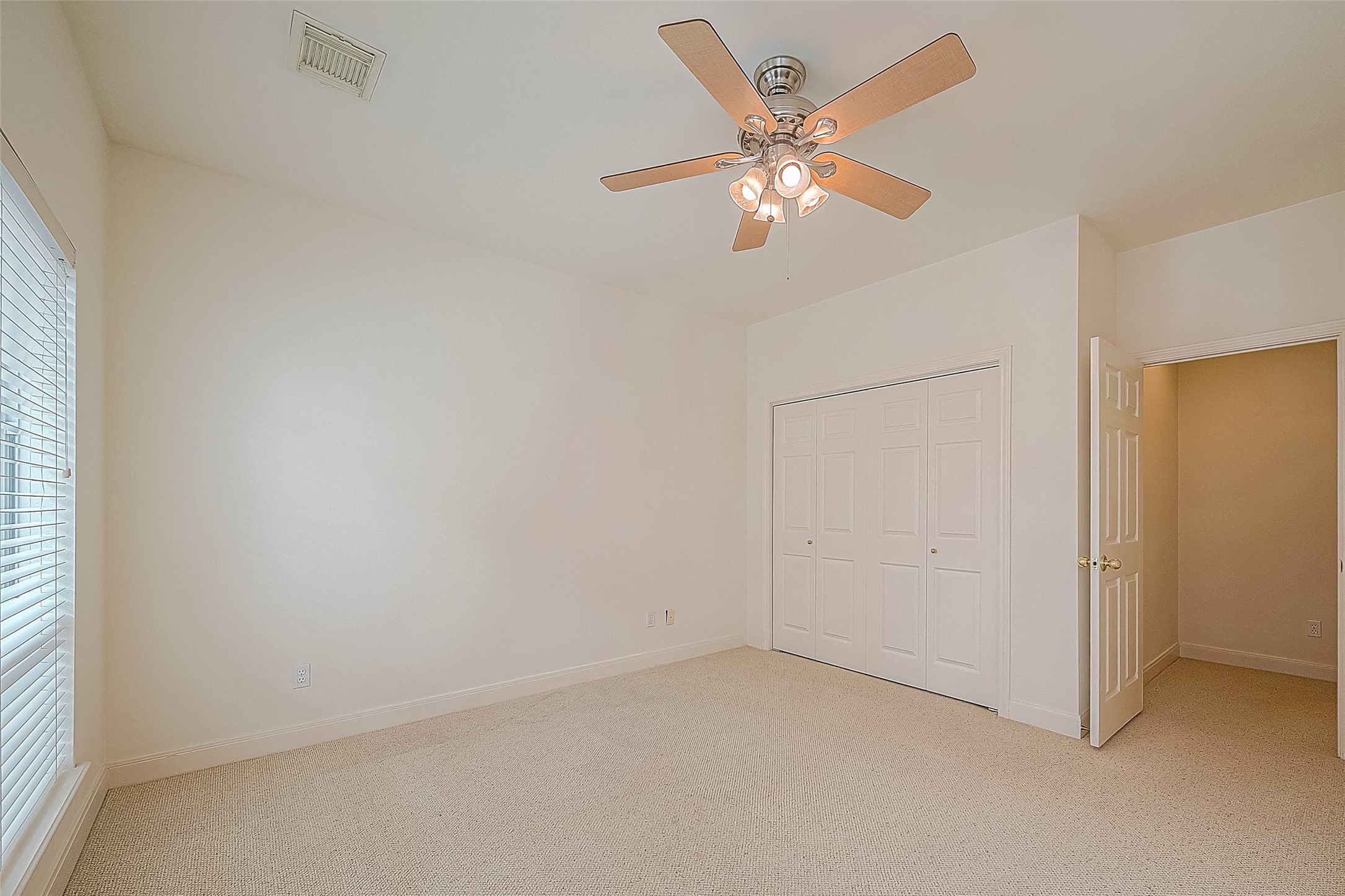 4720 Post Oak Timber Drive 28 , Houston, TX, 77056 | 82422770 | Realty Texas LLC