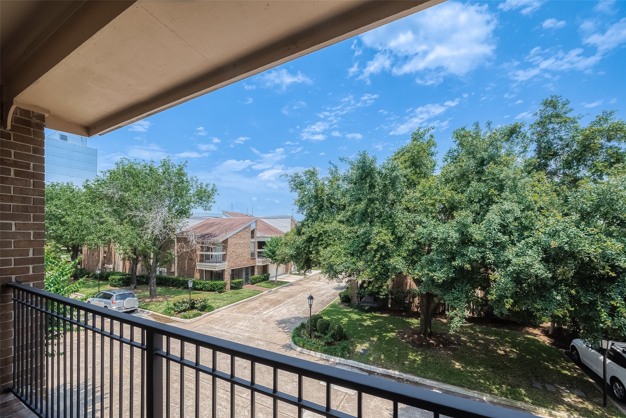 4720 Post Oak Timber Drive 28 , Houston, TX, 77056 | 82422770 | Realty Texas LLC