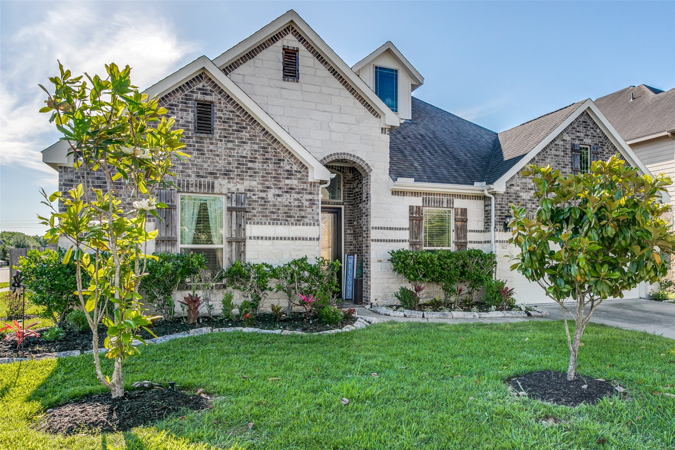 312 W Bend Drive , League City, TX, 77573 | 59562566 | Realty Texas LLC