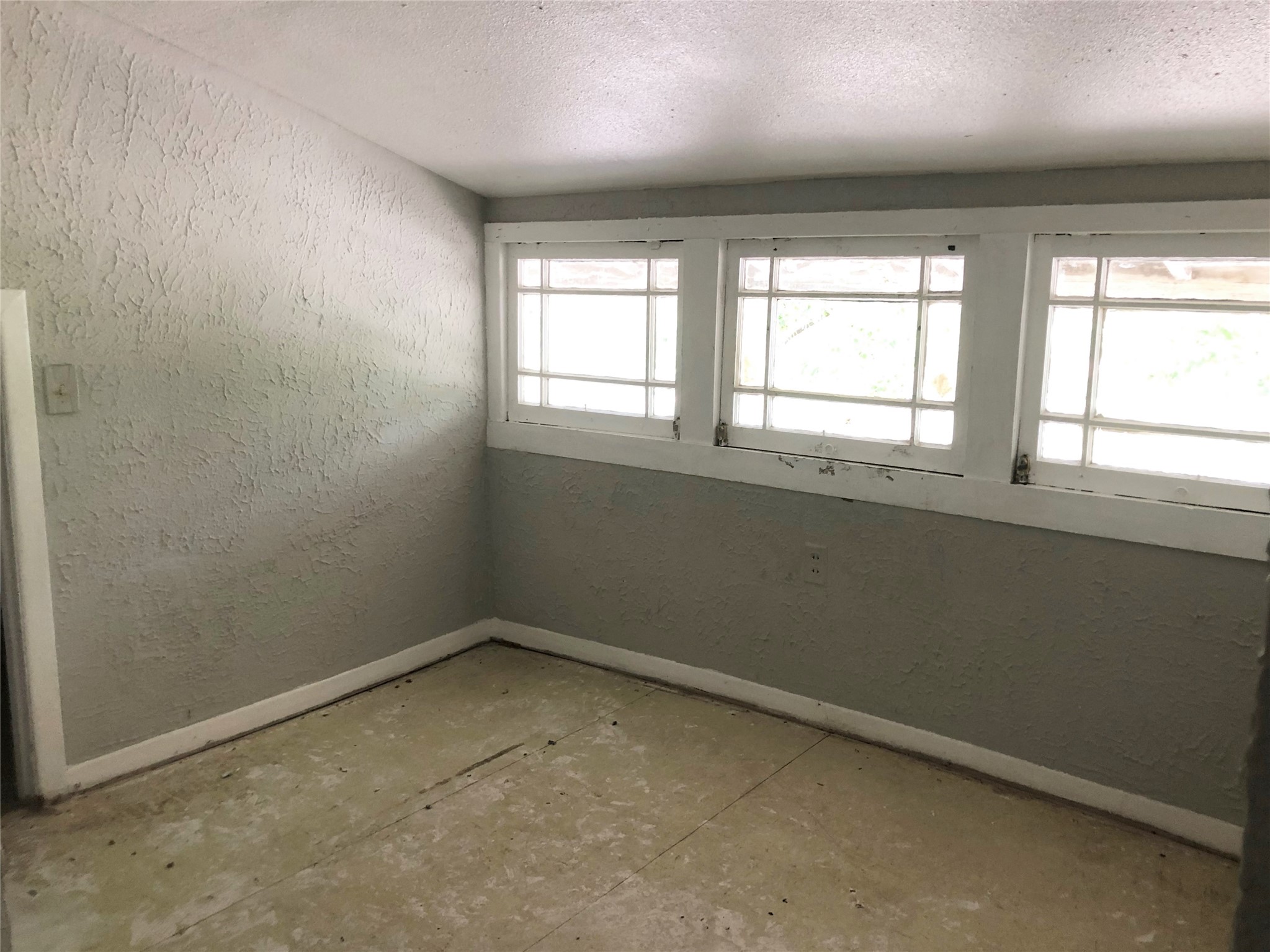 4512 Walker Street , Houston, TX, 77023 | 40013662 | Realty Texas LLC