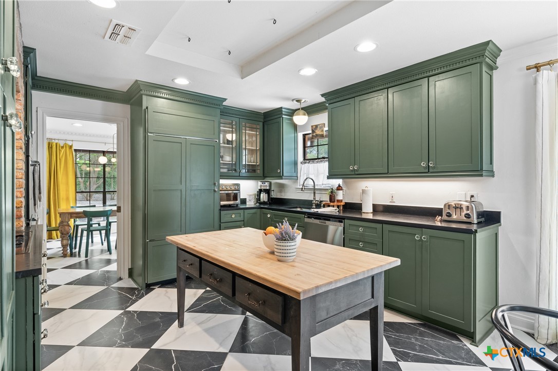 747 Estate Drive , Belton, TX, 76513 | 544896 | Realty Texas LLC