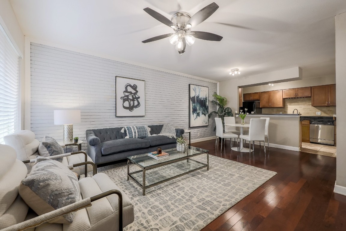 2020 S Congress Avenue 2207 , Austin, TX, 78704 | 6510456 | Realty Texas LLC