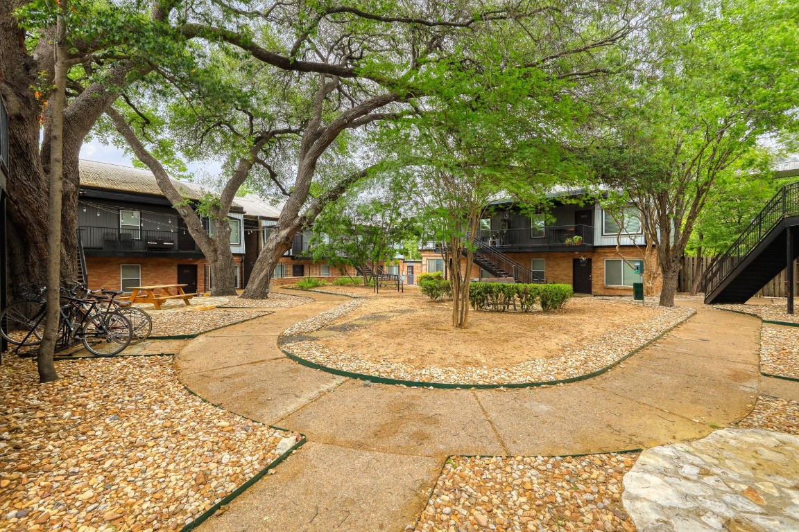 2020 S Congress Avenue 2207 , Austin, TX, 78704 | 6510456 | Realty Texas LLC