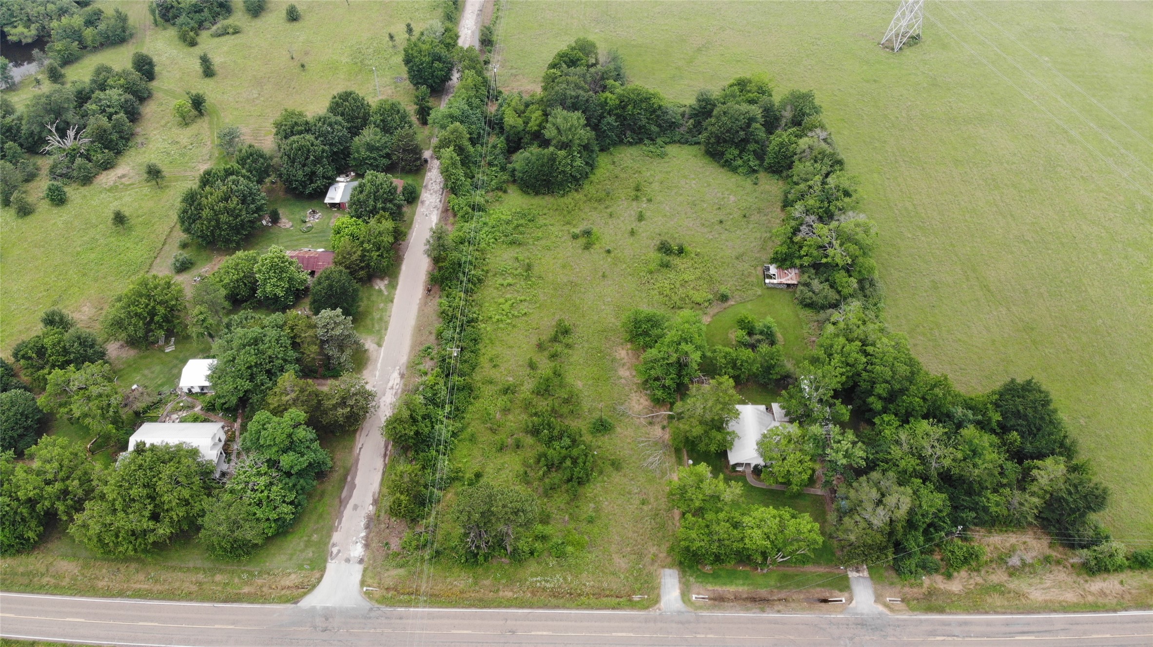 2942 FM 859, Edgewood, TX, 75117 | 20628026 | Realty Texas LLC