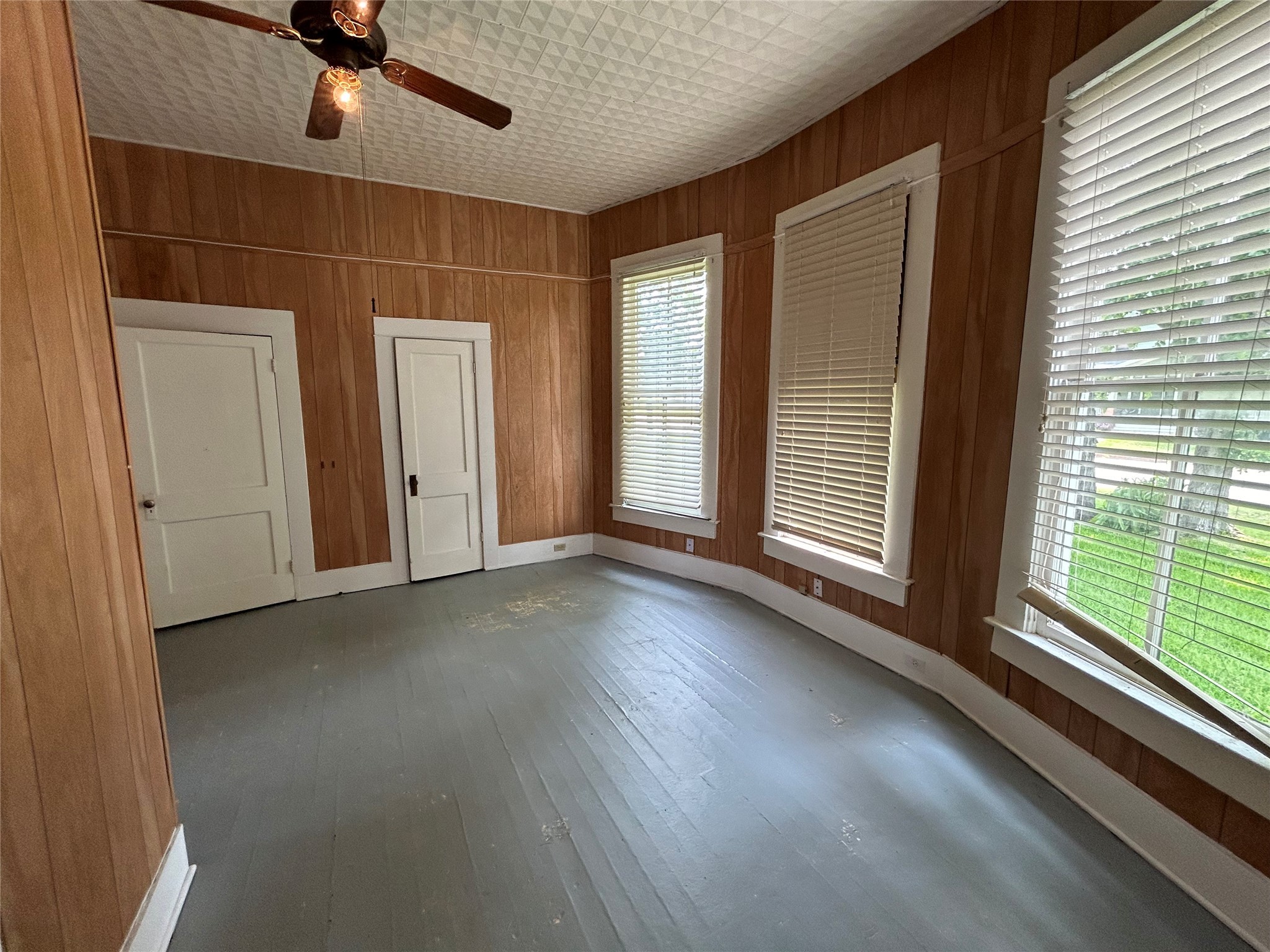 317 Elm Street , Navasota, TX, 77868 | 60709443 | Realty Texas LLC