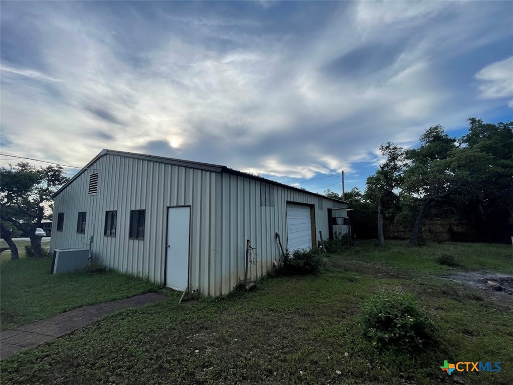 406 Flintstone Drive A , Canyon Lake, TX, 78133 | 545387 | Realty Texas LLC