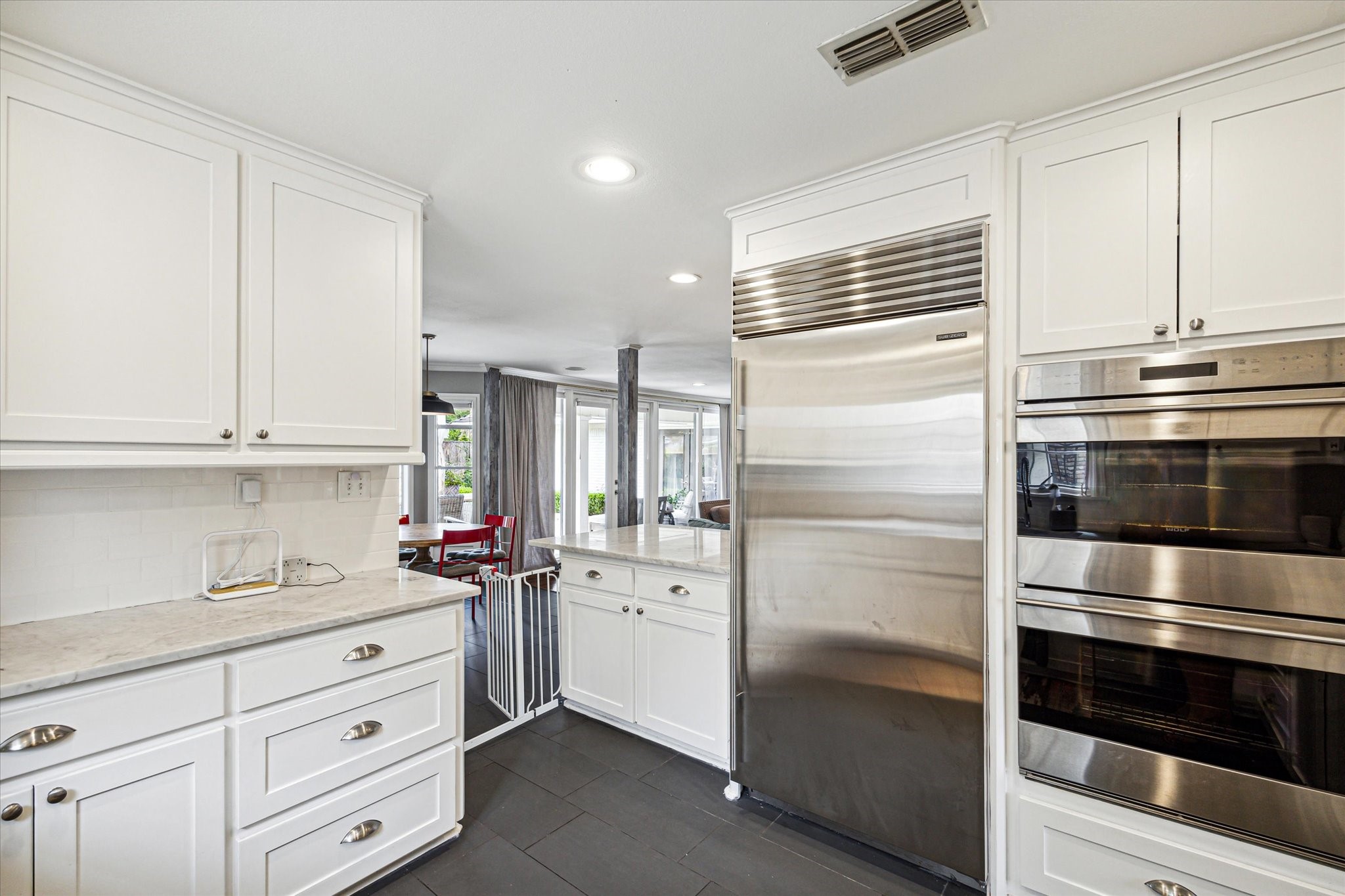 6138 Holly Springs Drive , Houston, TX, 77057 | 93909293 | Realty Texas LLC