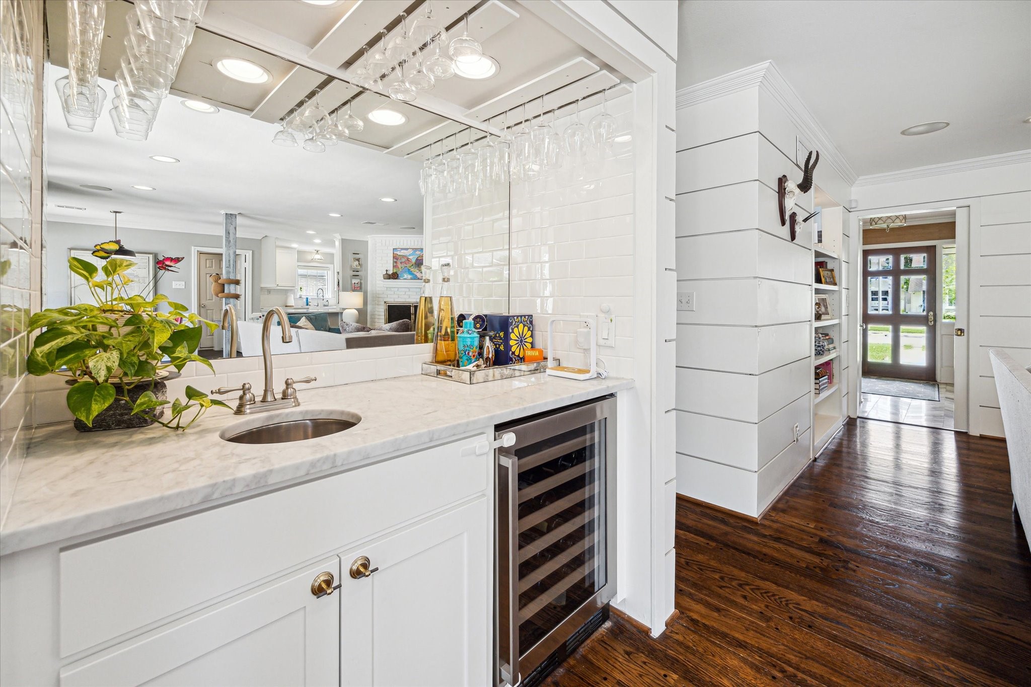 6138 Holly Springs Drive , Houston, TX, 77057 | 93909293 | Realty Texas LLC