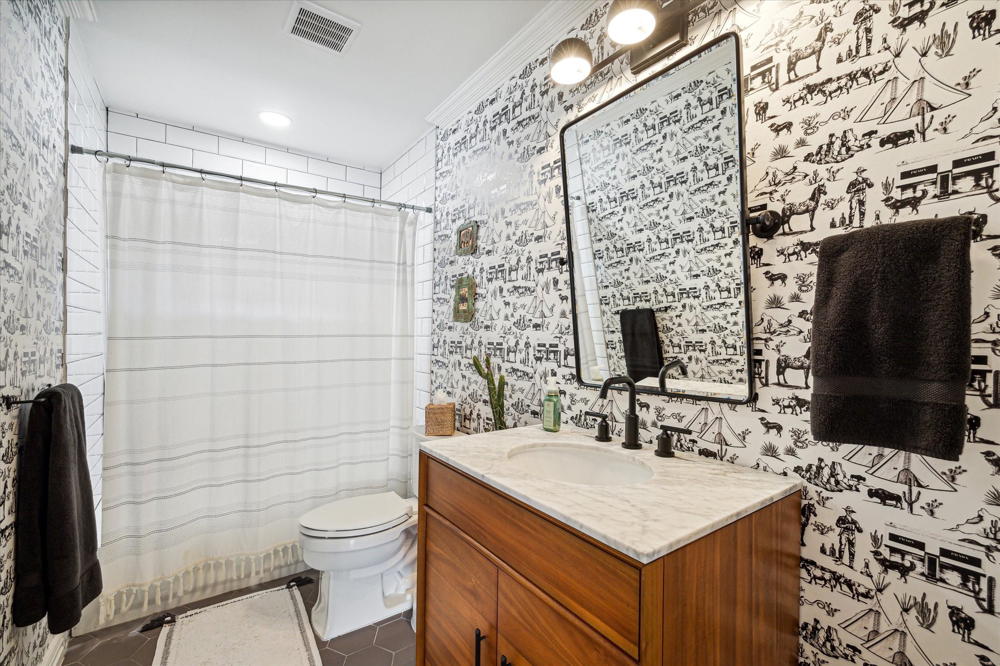 6138 Holly Springs Drive , Houston, TX, 77057 | 93909293 | Realty Texas LLC