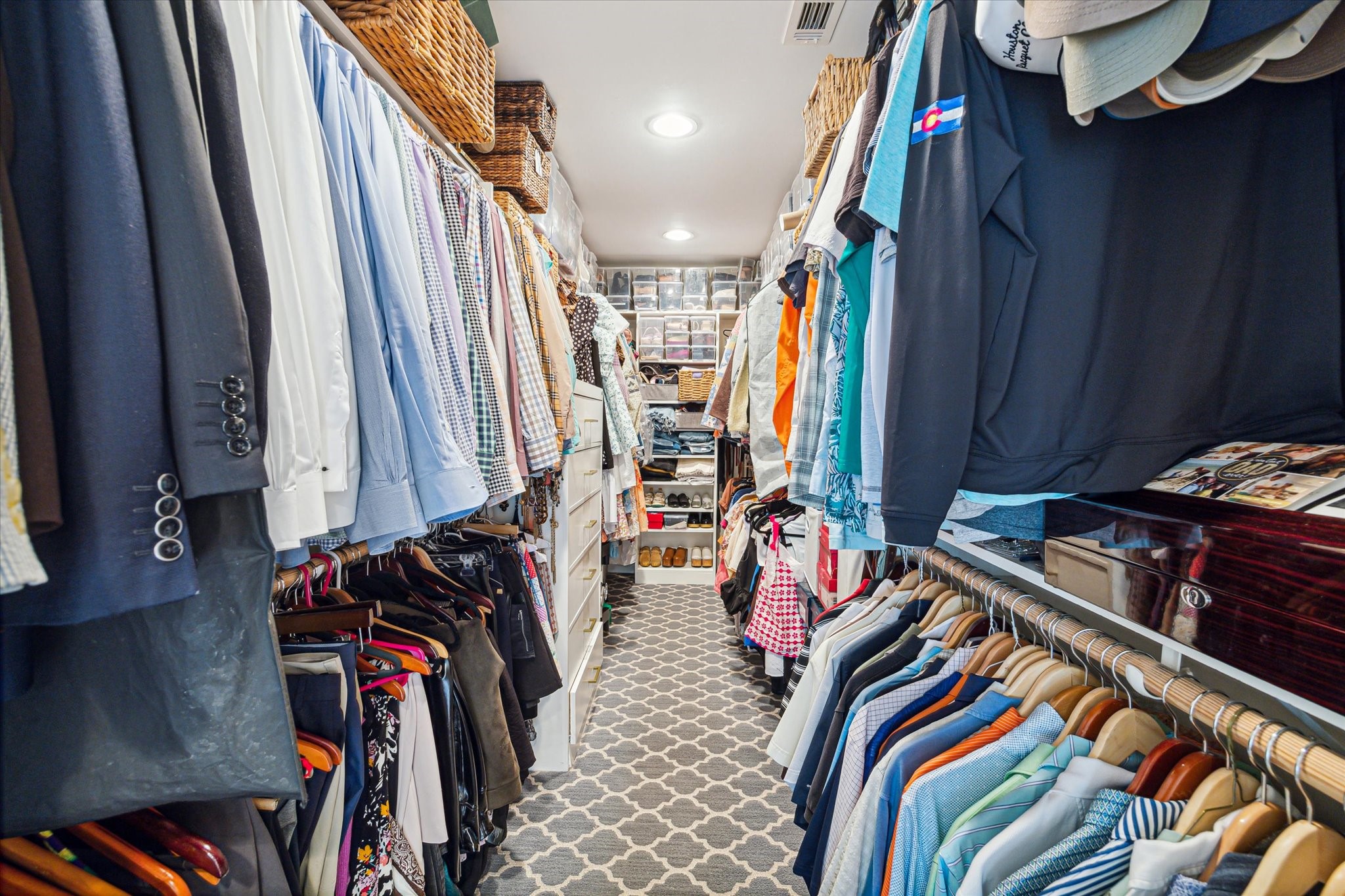 6138 Holly Springs Drive , Houston, TX, 77057 | 93909293 | Realty Texas LLC