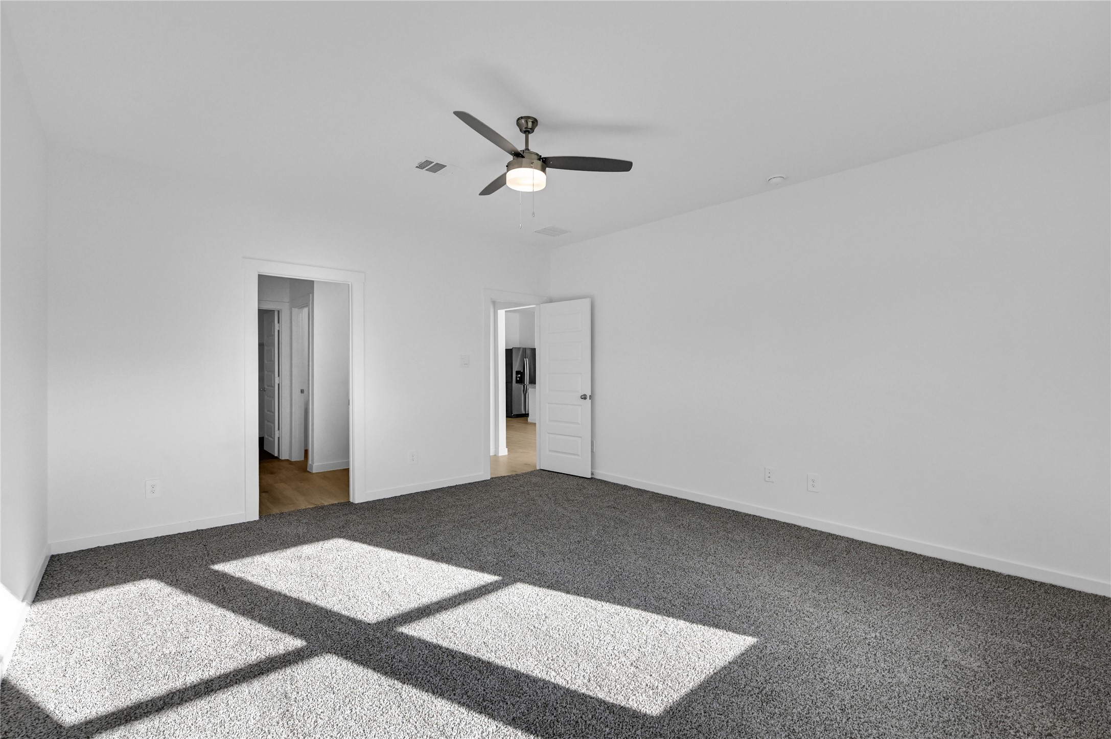 1122 Vista Pointe Drive , Fresno, TX, 77545 | 457532 | Realty Texas LLC