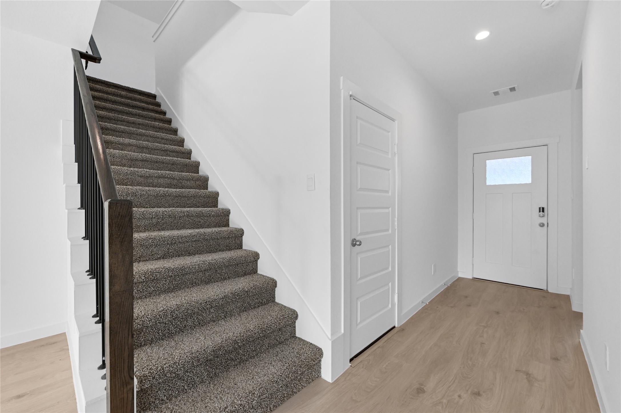 1122 Vista Pointe Drive , Fresno, TX, 77545 | 457532 | Realty Texas LLC