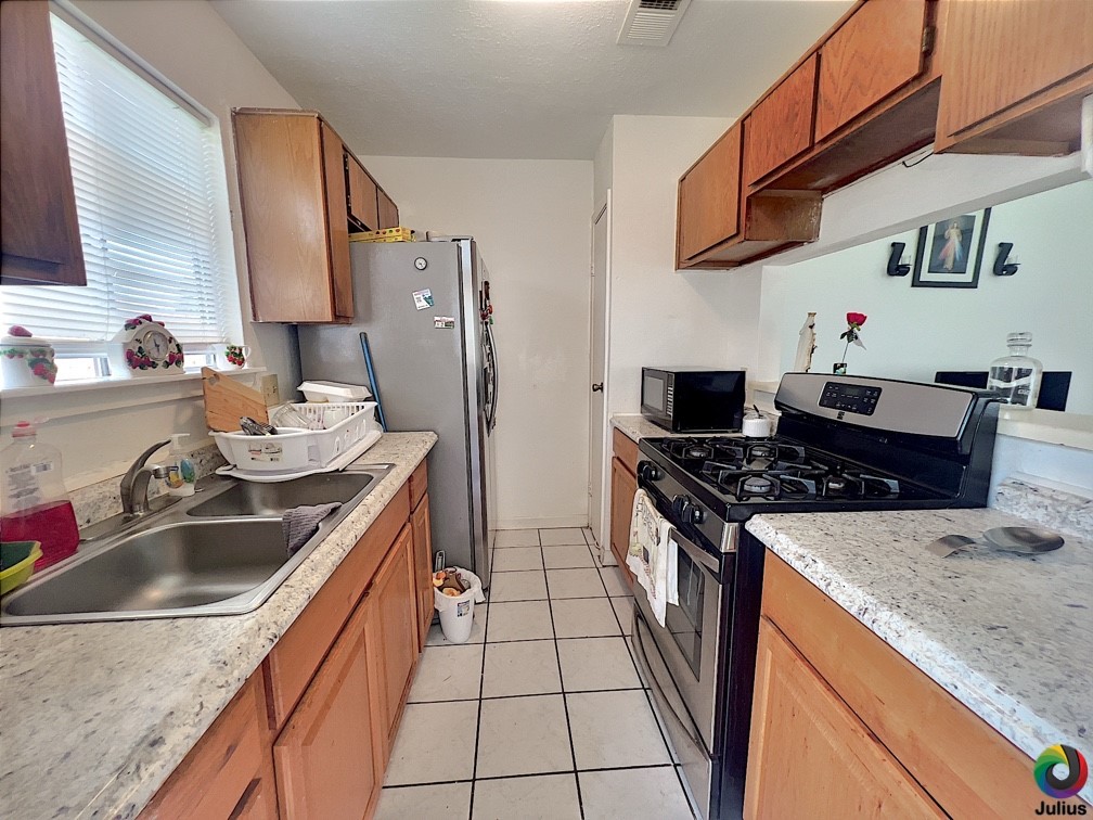 6214 Perch Creek Drive , Houston, TX, 77049 | 83737809 | Realty Texas LLC