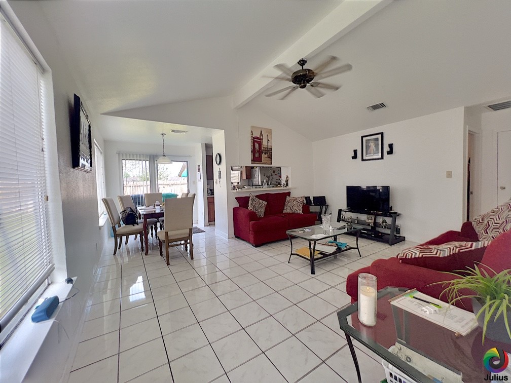 6214 Perch Creek Drive , Houston, TX, 77049 | 83737809 | Realty Texas LLC