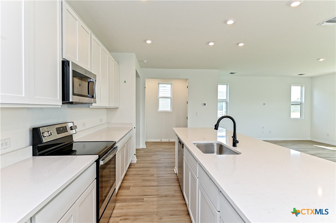157 Seattle Slew Drive , Jarrell, TX, 76537 | 545669 | Realty Texas LLC