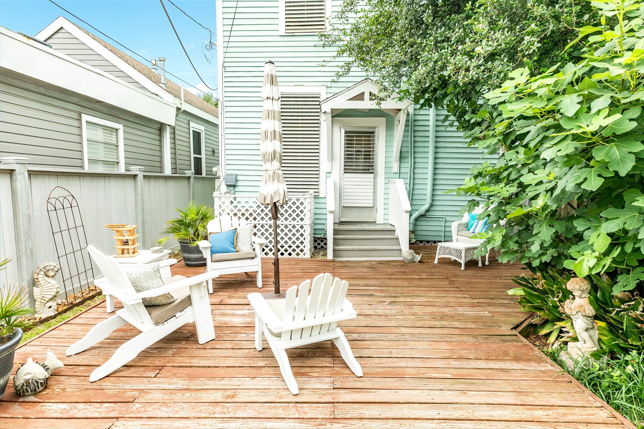 1624 AVE N 1/2 , Galveston, TX, 77550 | 20630489 | Realty Texas LLC