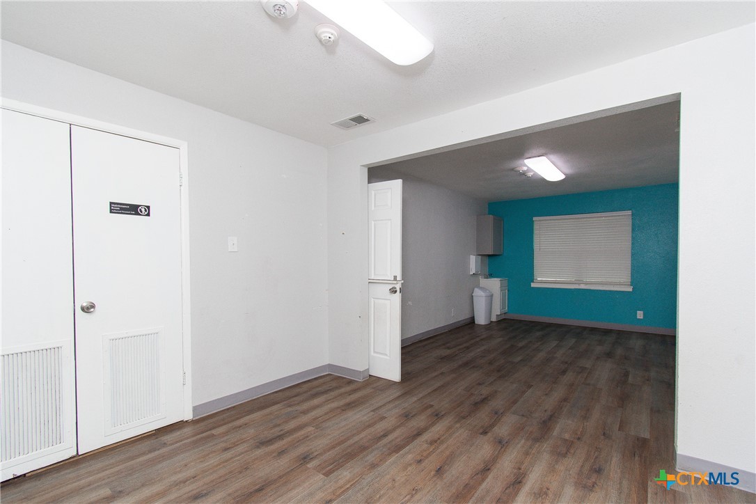 1700 E Fm 2410 Road , Harker Heights, TX, 76548 | 545555 | Realty Texas LLC