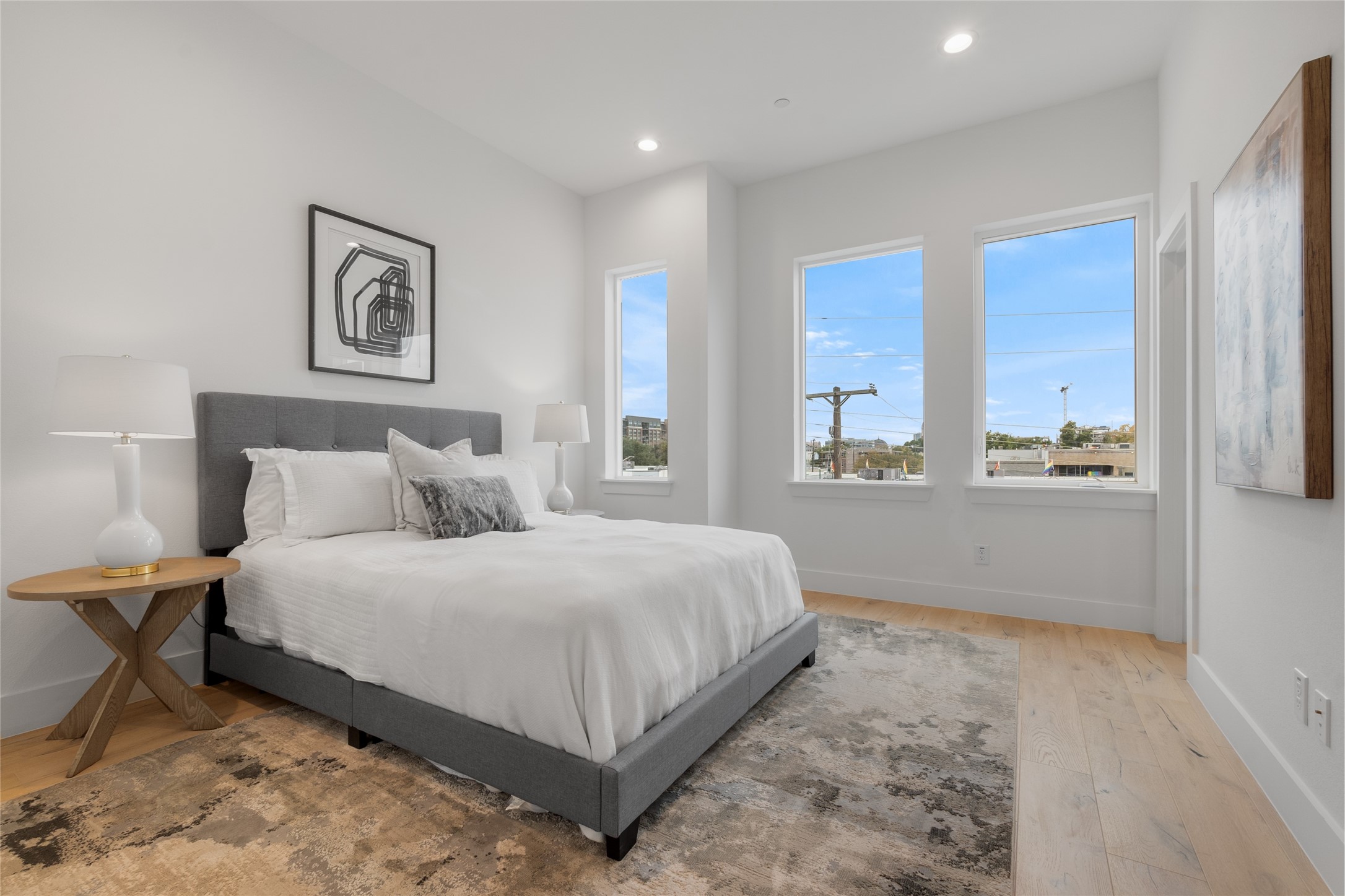3915 N Hall Street 206 , Dallas, TX, 75219 | 20630624 | Realty Texas LLC