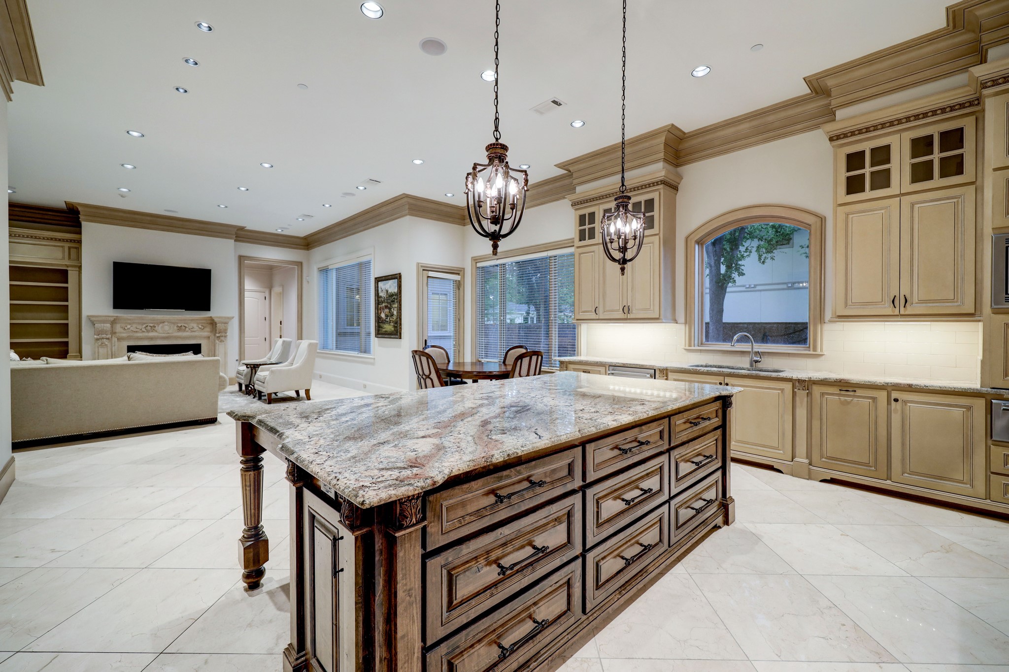 218 Blalock Road , Houston, TX, 77024 | 59614096 | Realty Texas LLC