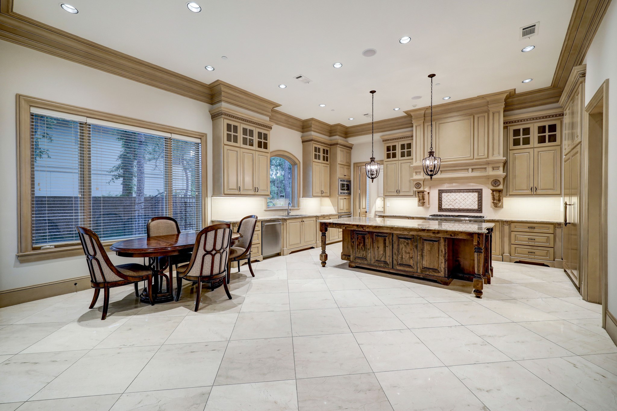 218 Blalock Road , Houston, TX, 77024 | 59614096 | Realty Texas LLC