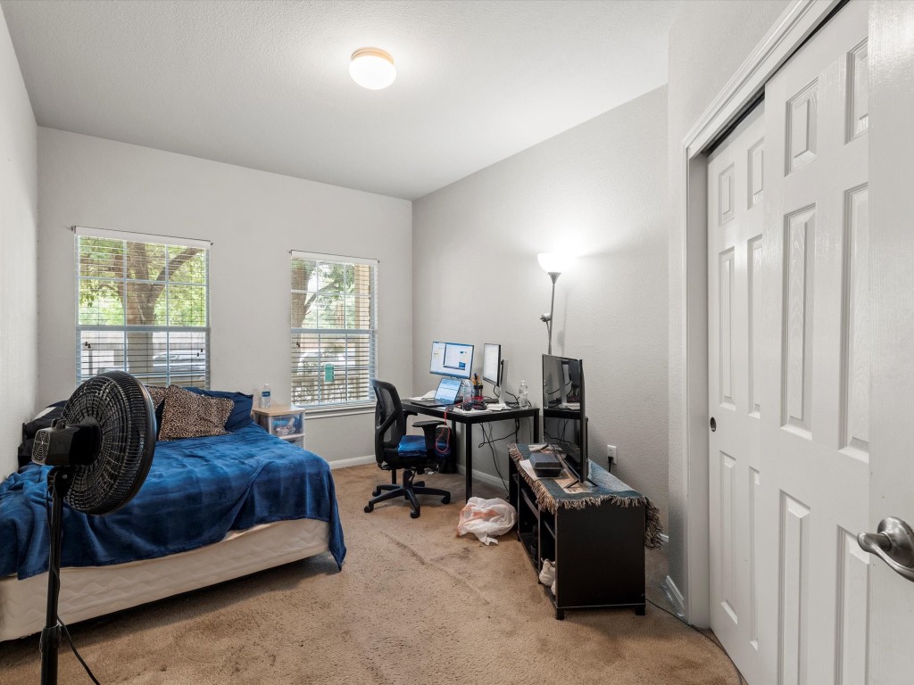 3813 Bronco Bend Loop , Austin, TX, 78744 | 4231249 | Realty Texas LLC
