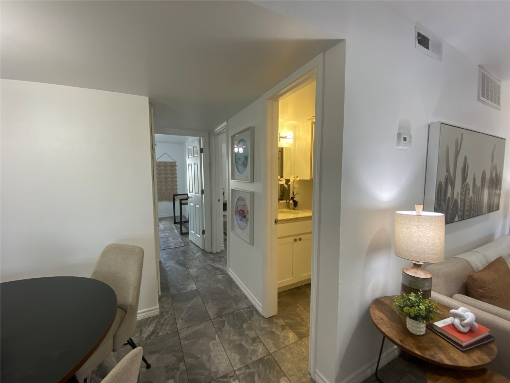 3819 Southway Drive 101 , Austin, TX, 78704 | 6977775 | Realty Texas LLC