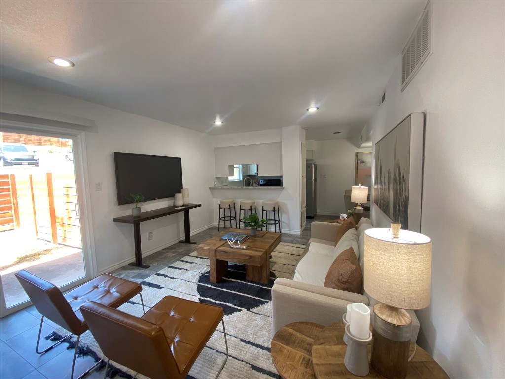 3819 Southway Drive 101 , Austin, TX, 78704 | 6977775 | Realty Texas LLC