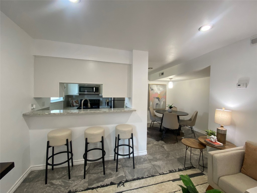 3819 Southway Drive 101 , Austin, TX, 78704 | 6977775 | Realty Texas LLC