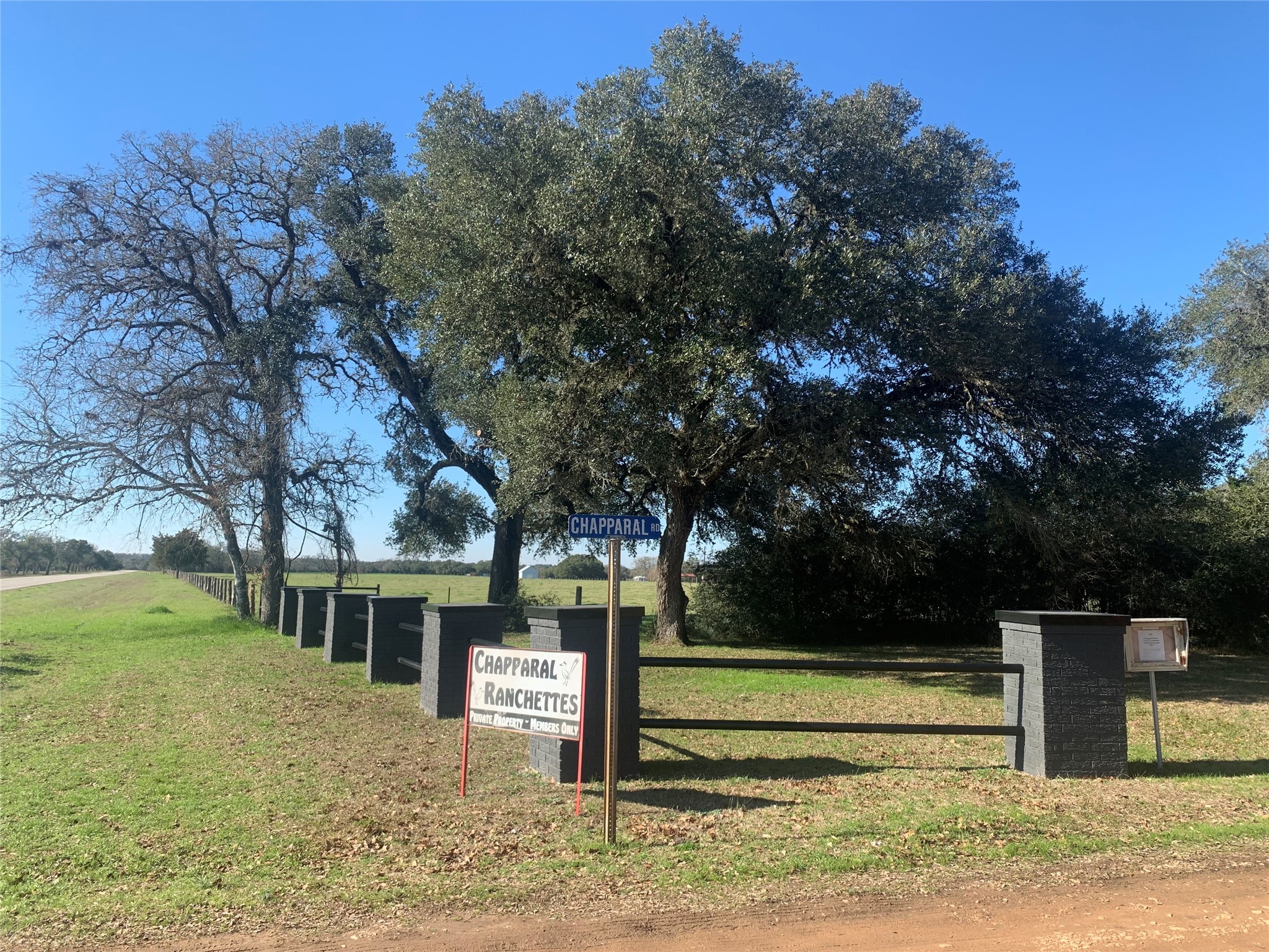 928 Chapparal Road , La Grange, TX, 78945 | 95380785 | Realty Texas LLC