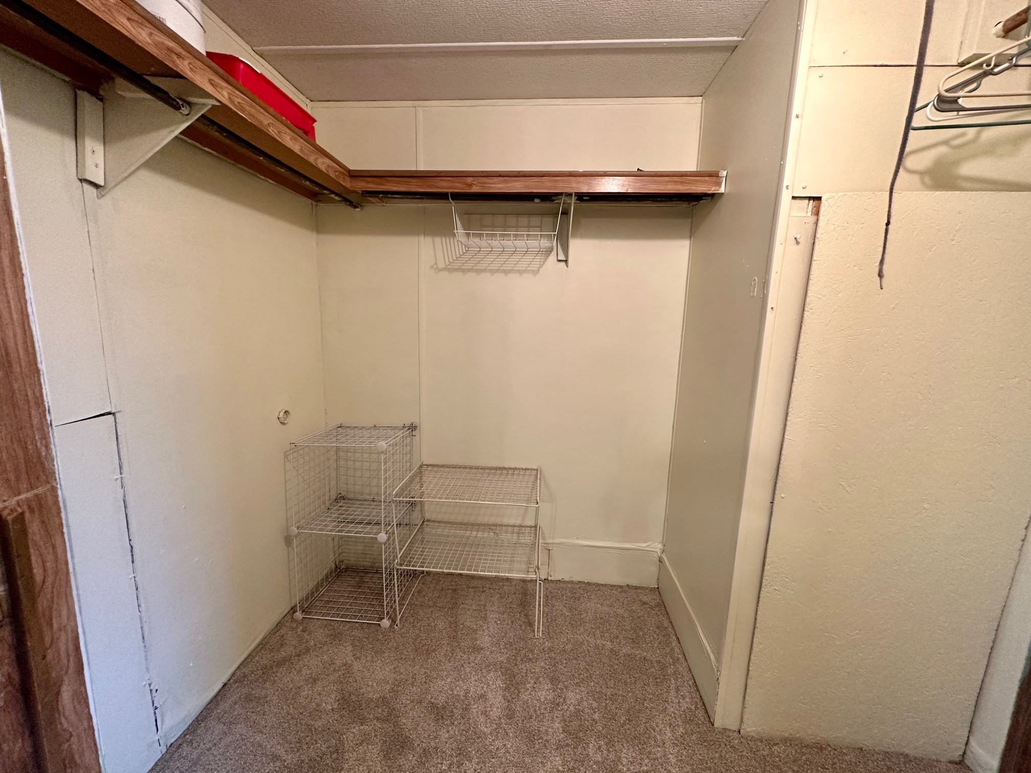 928 Chapparal Road , La Grange, TX, 78945 | 95380785 | Realty Texas LLC