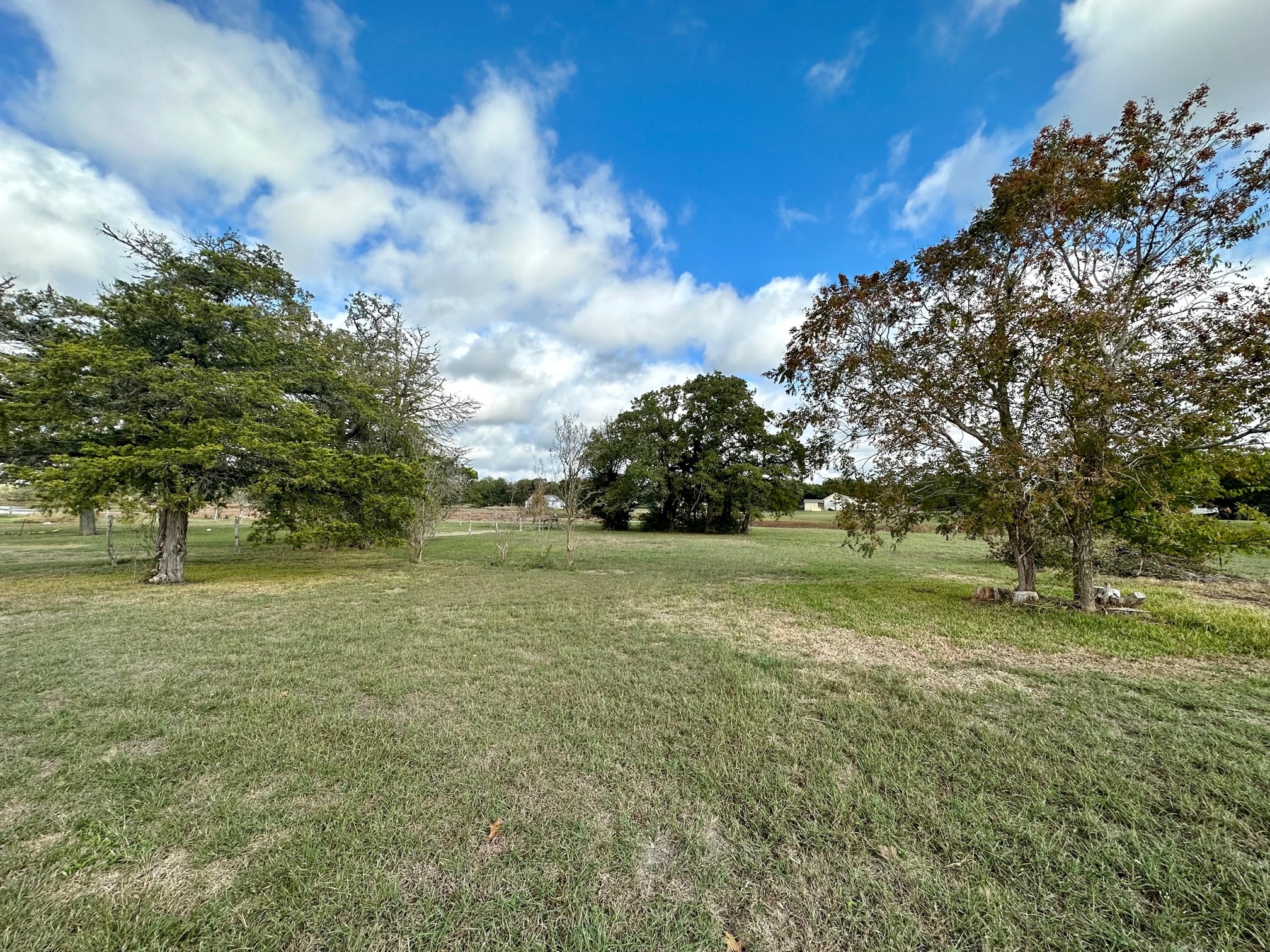 928 Chapparal Road , La Grange, TX, 78945 | 95380785 | Realty Texas LLC