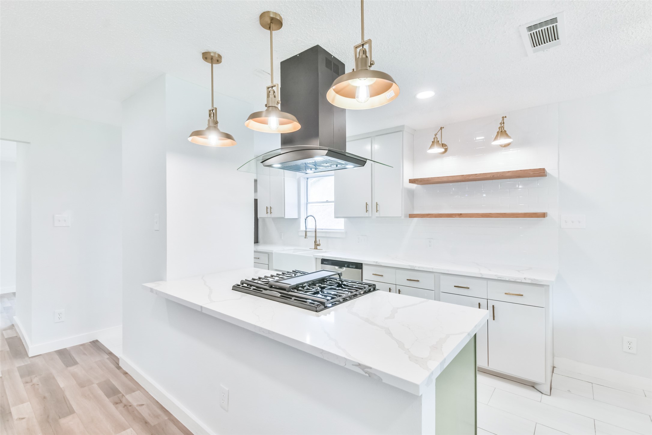 5505 Tanglebriar Drive , Dickinson, TX, 77539 | 14305188 | Realty Texas LLC