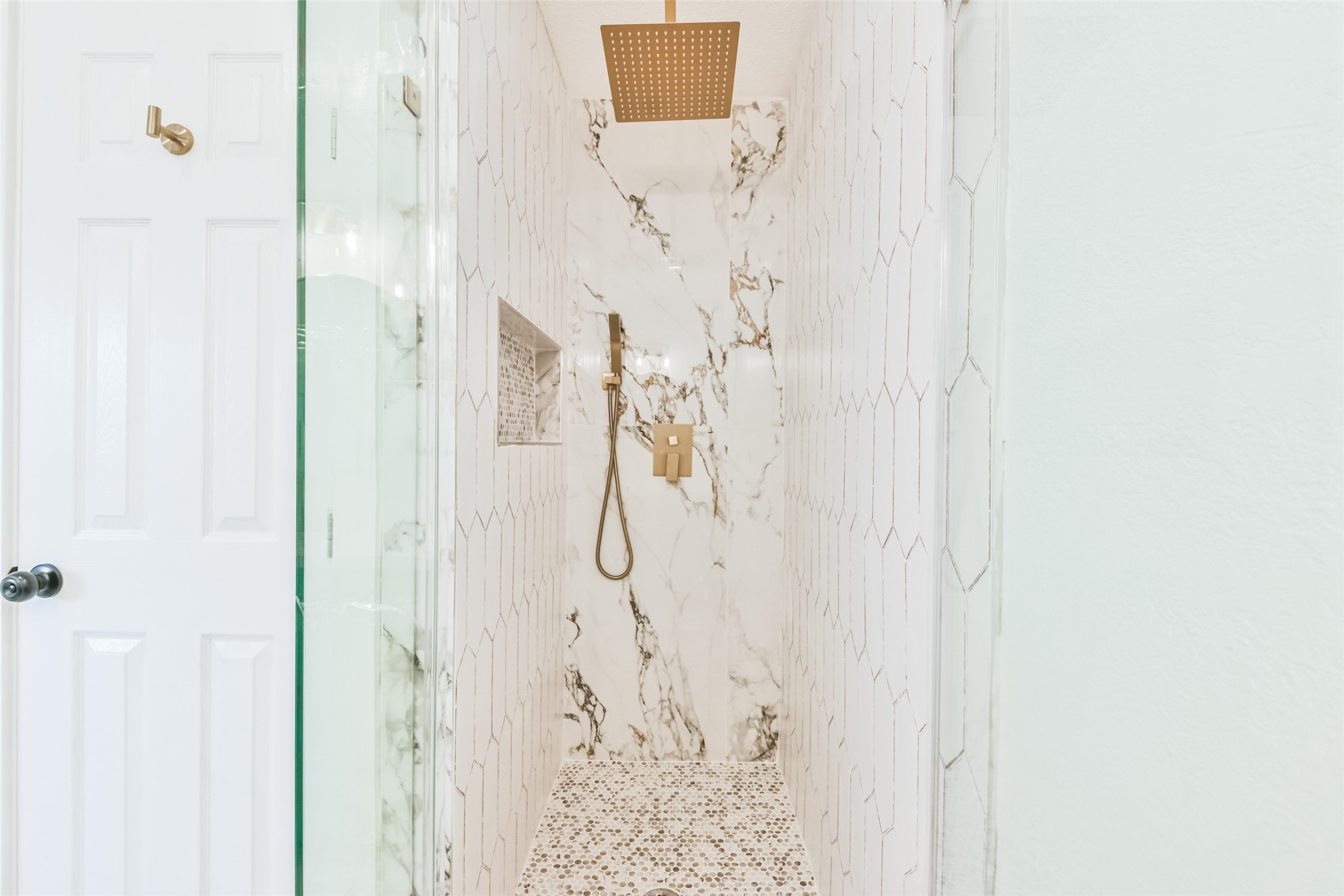 5505 Tanglebriar Drive , Dickinson, TX, 77539 | 14305188 | Realty Texas LLC