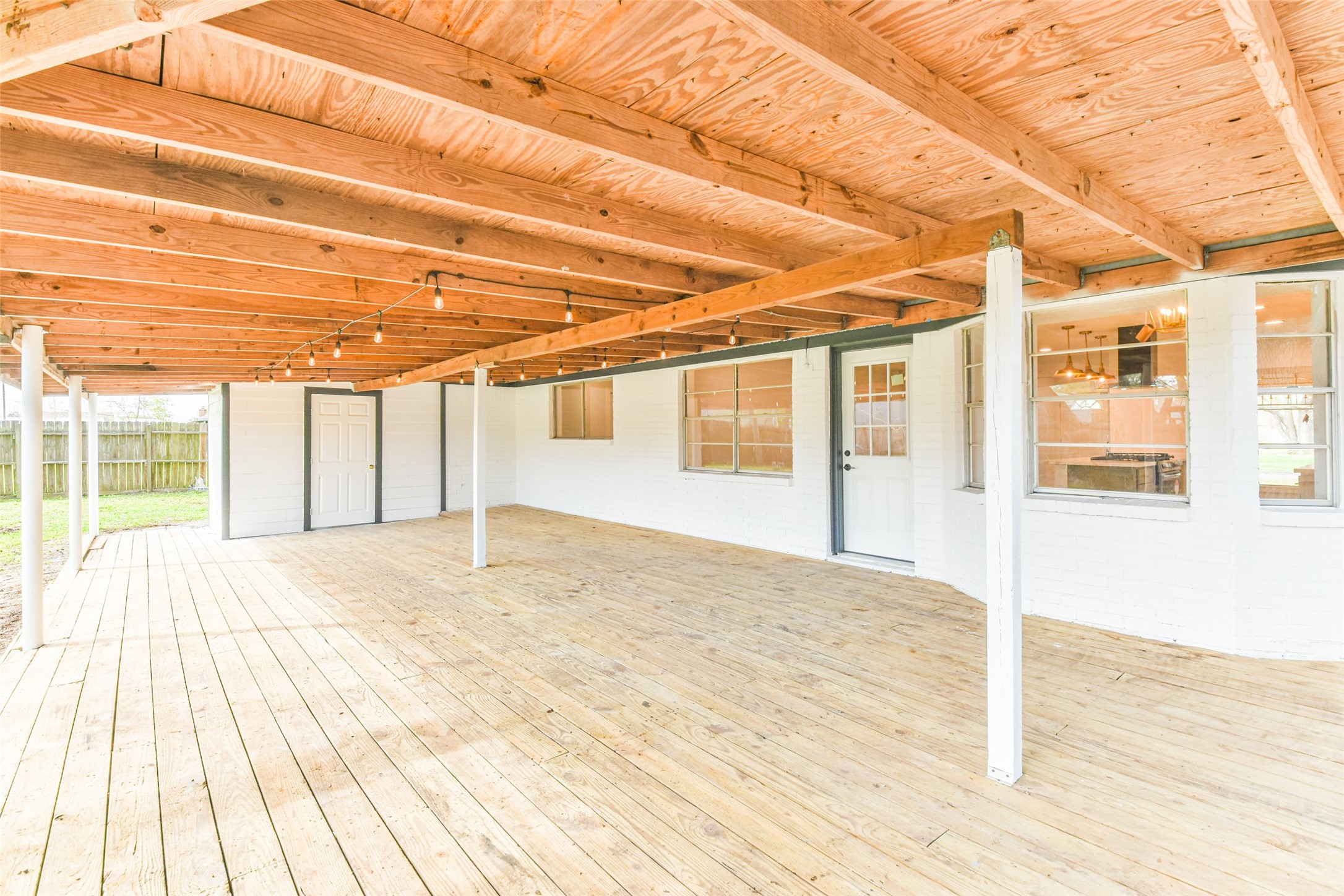 5505 Tanglebriar Drive , Dickinson, TX, 77539 | 14305188 | Realty Texas LLC